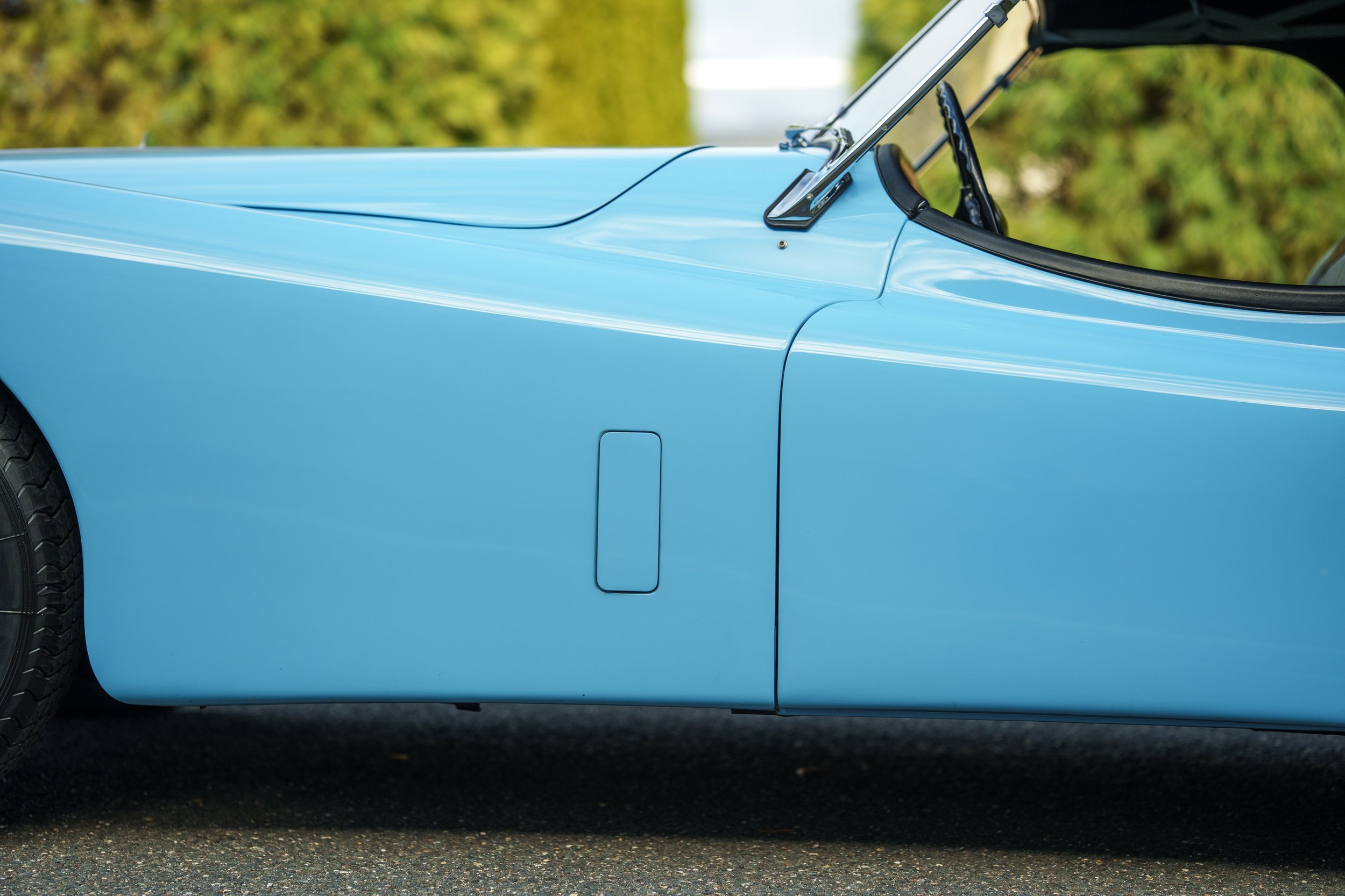 ac_xk140mcroadsterblu-054.jpg