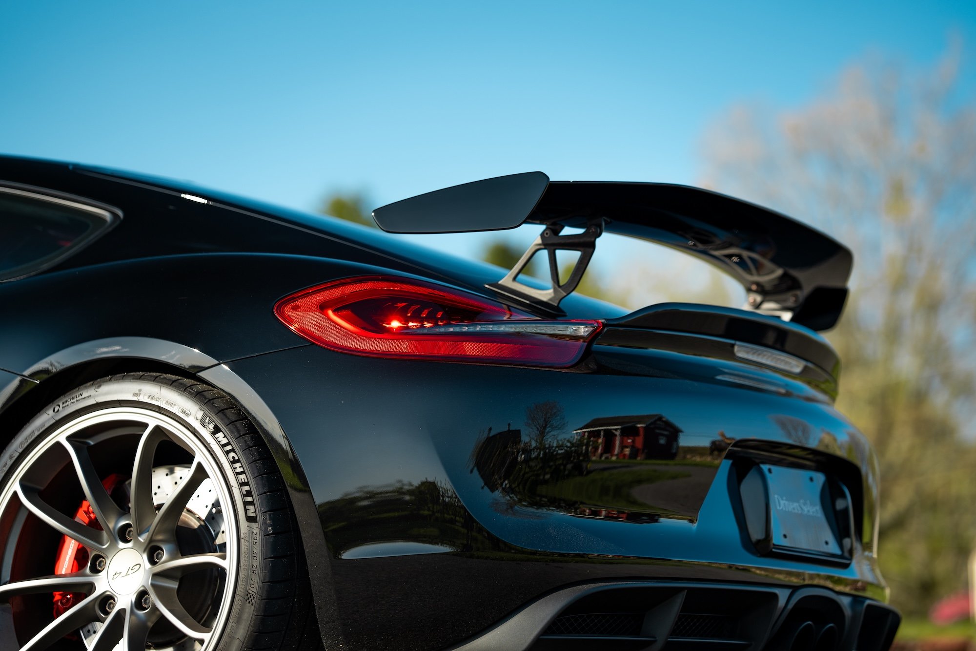 ds_gt4981-18 copy.jpg