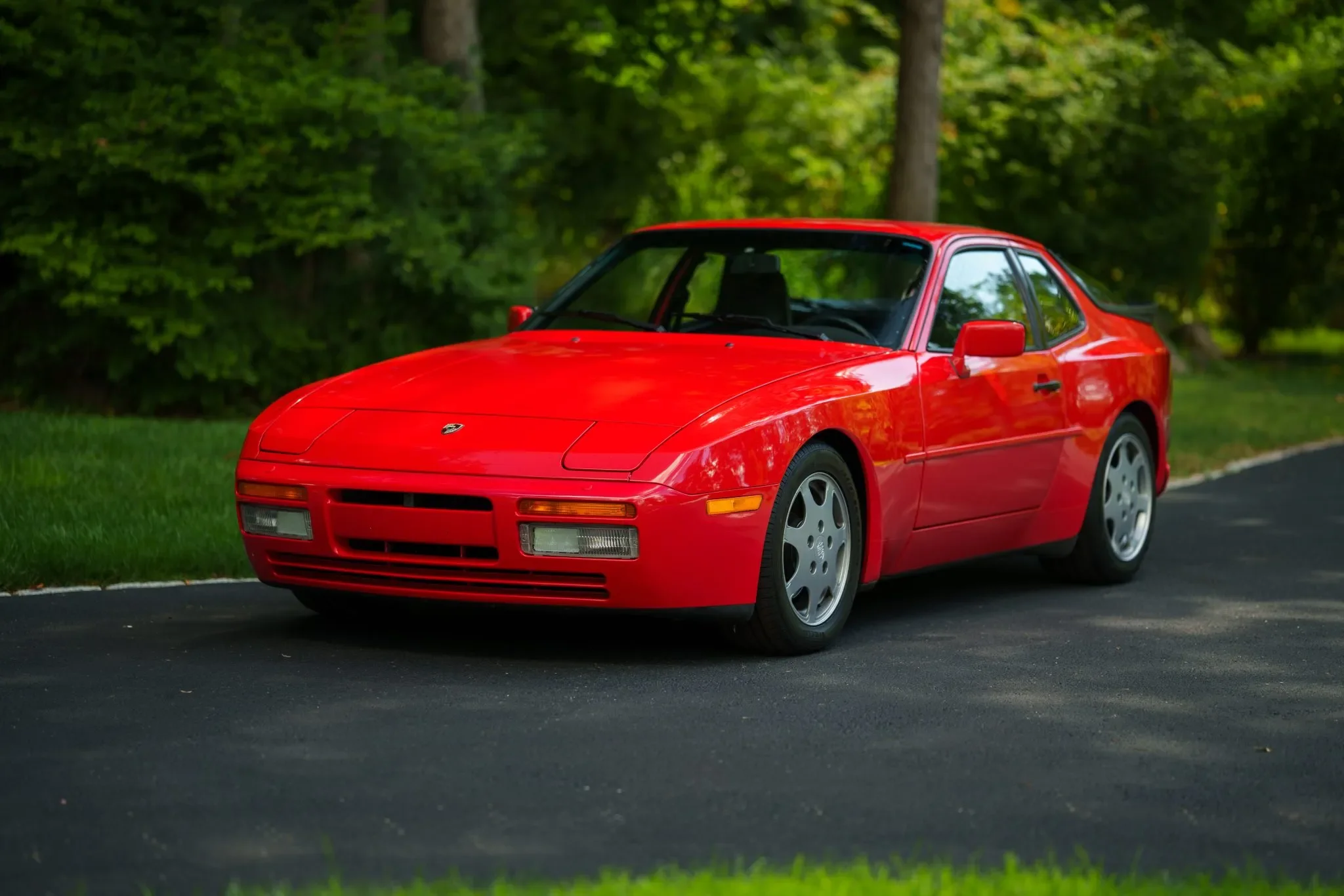 944 Turbo