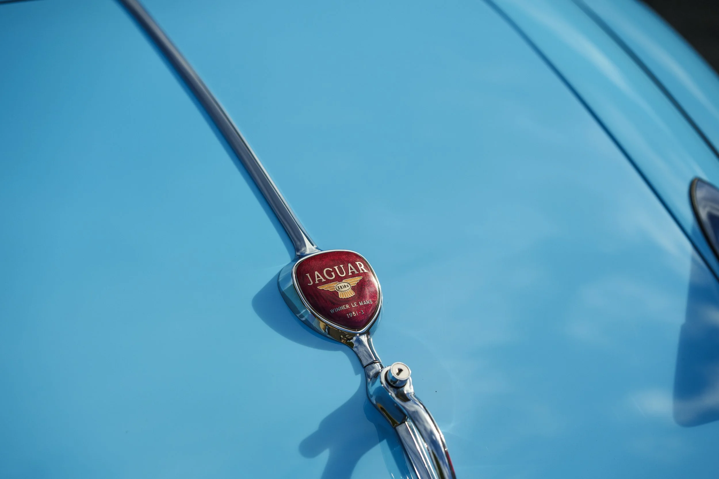 ac_xk140mcroadsterblu-080.jpg