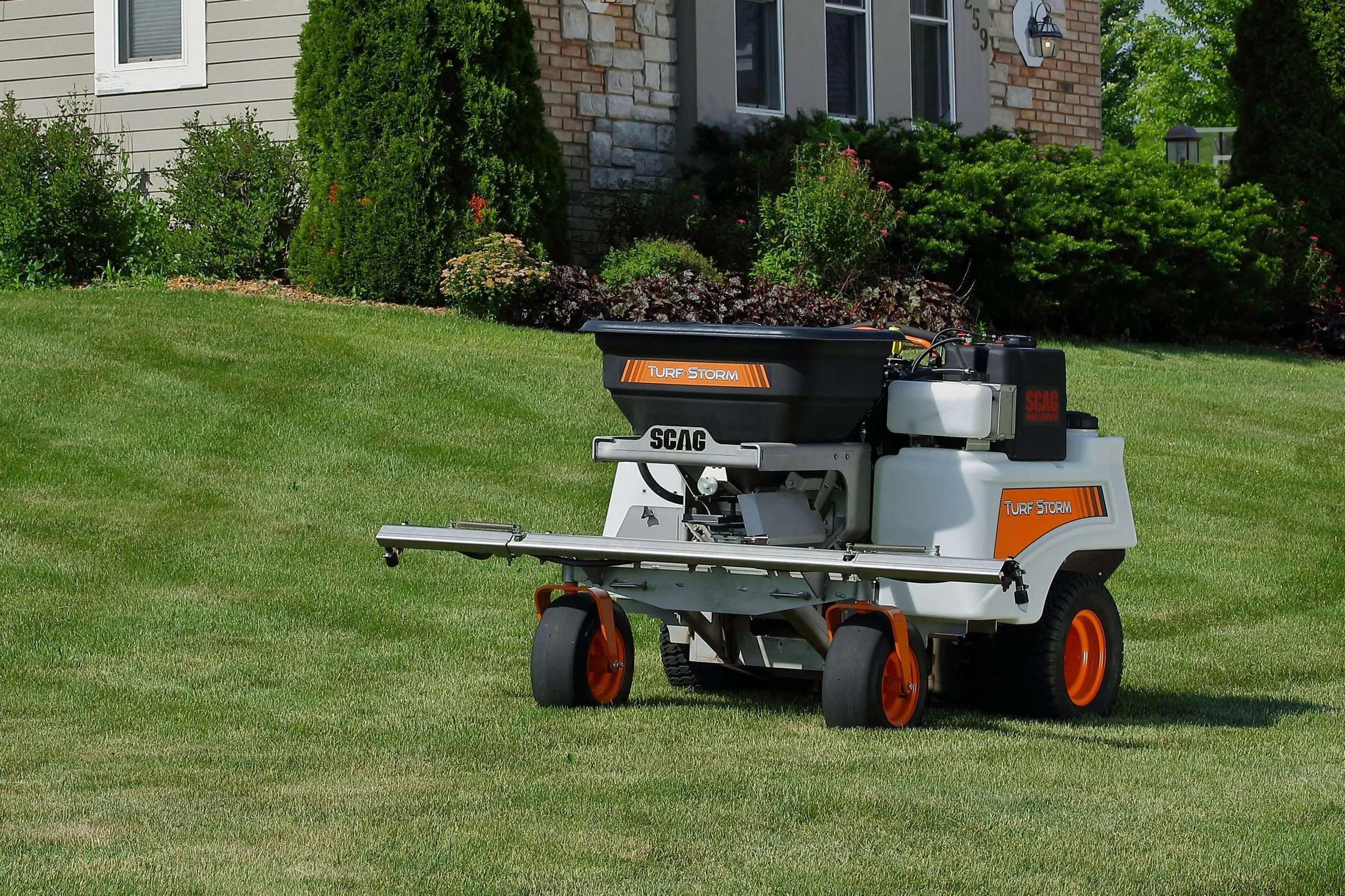 6 Step Lawn Fertilization Services.
