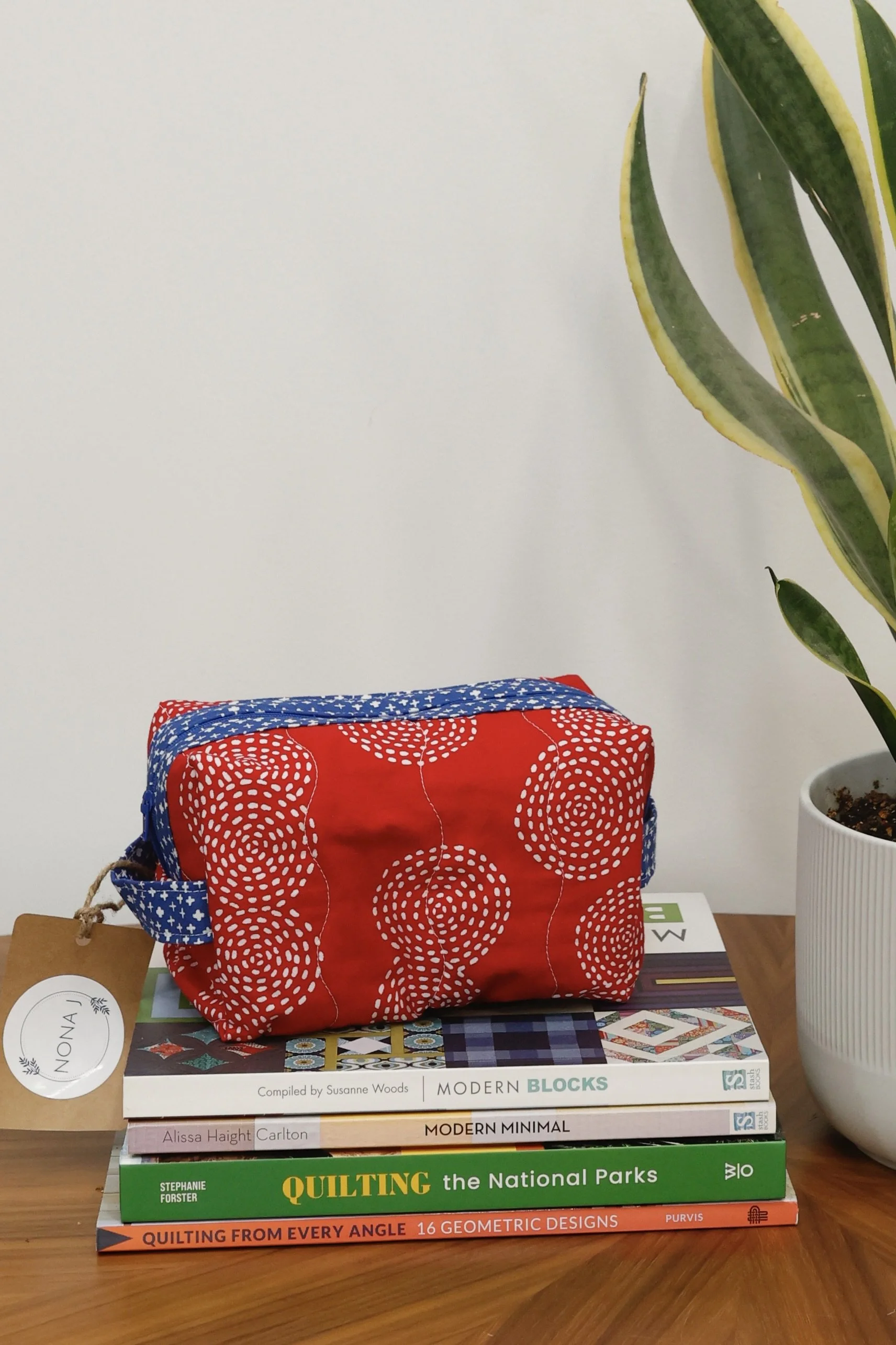 Circles Pouch- Red, White, and Blue