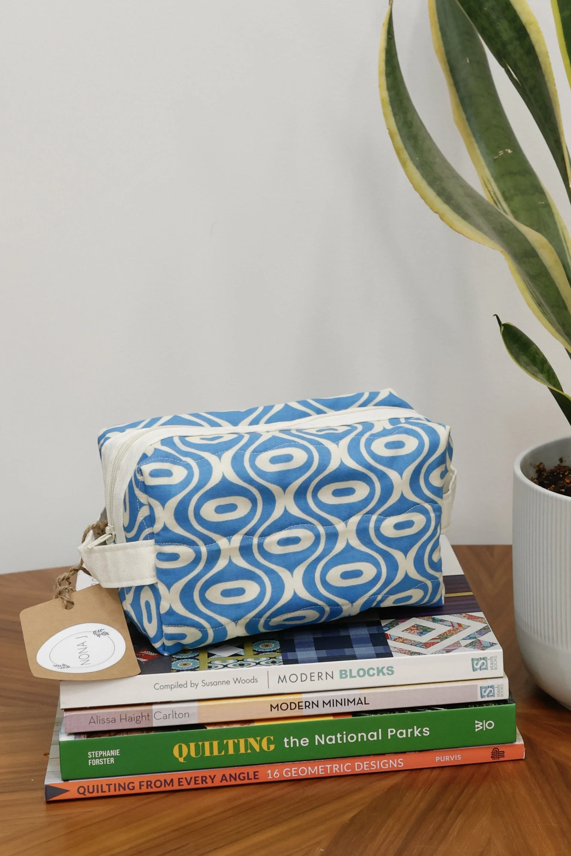 Bold Mod Pouch- Blue, Ivory, and Lime Green