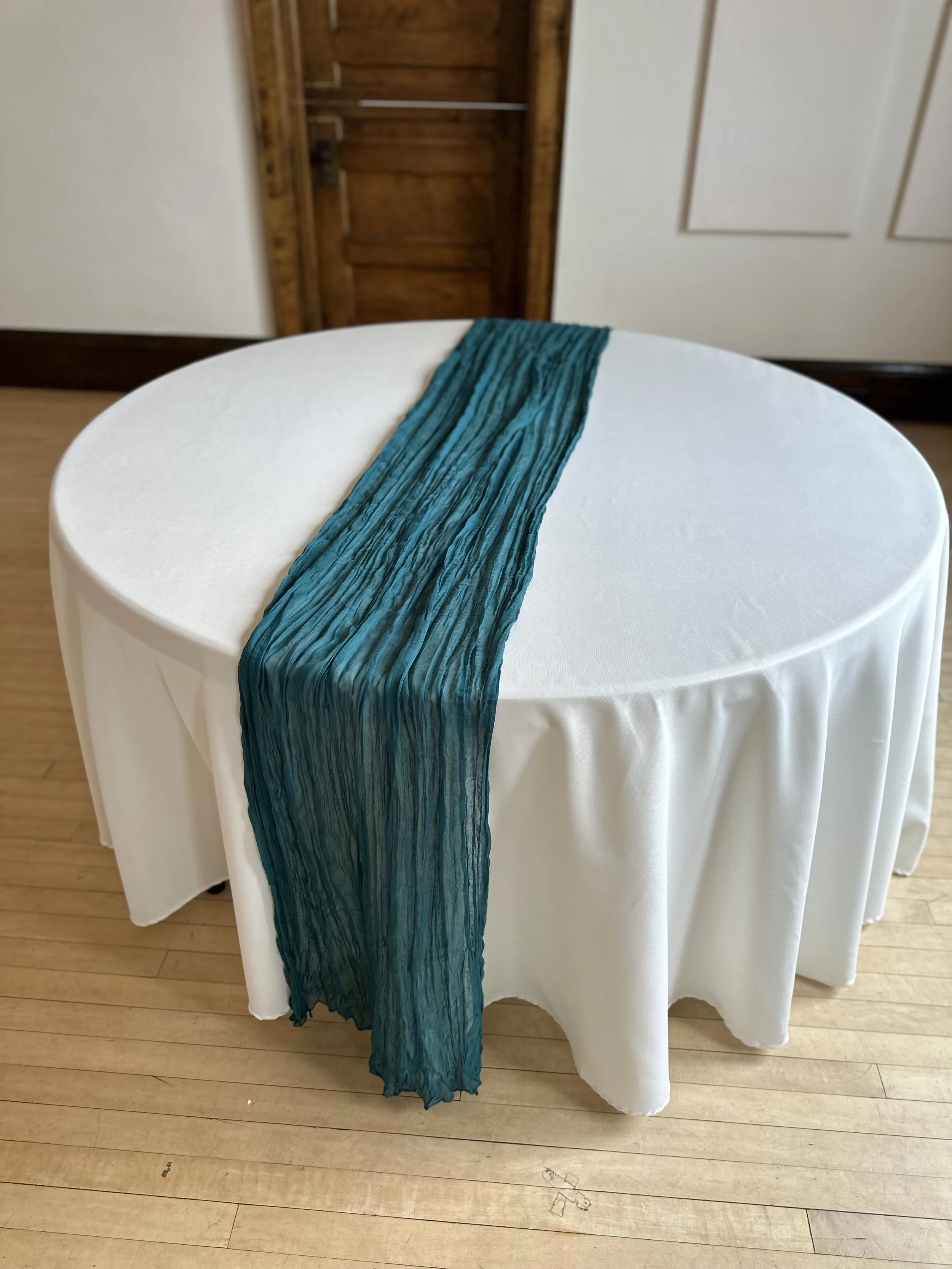 Teal - Runner
12 Available