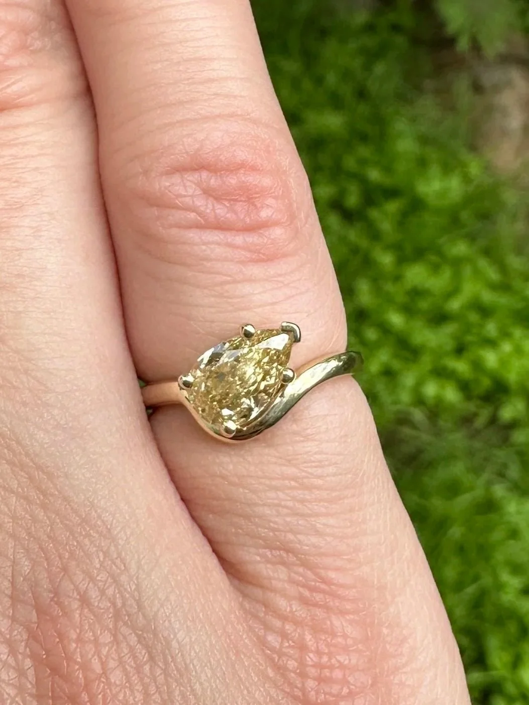 Yellow Pear Pinky Ring