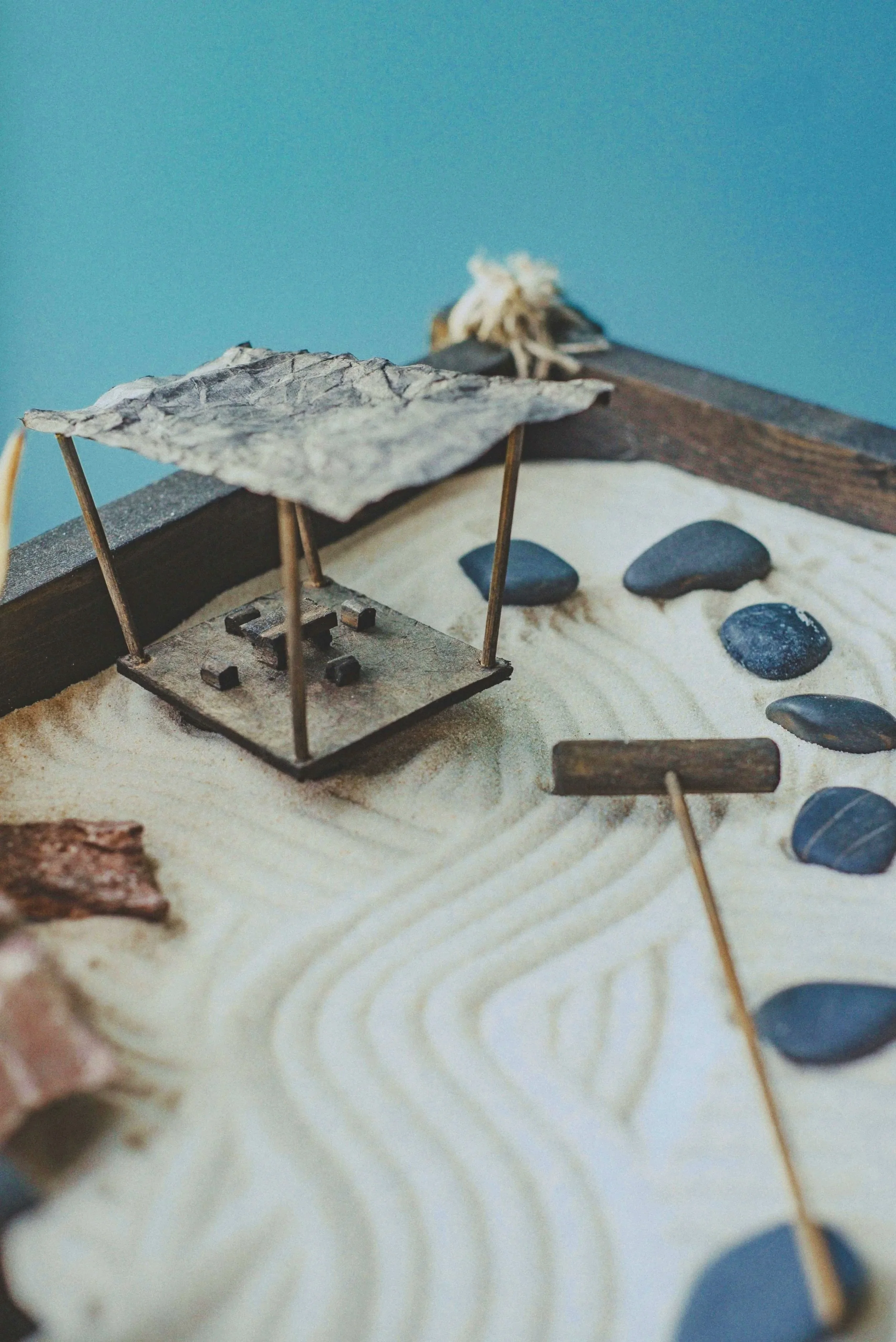 Sandtray therapy, trauma therapy, PTSD, somatic therapy, play therapy, creative therapy
