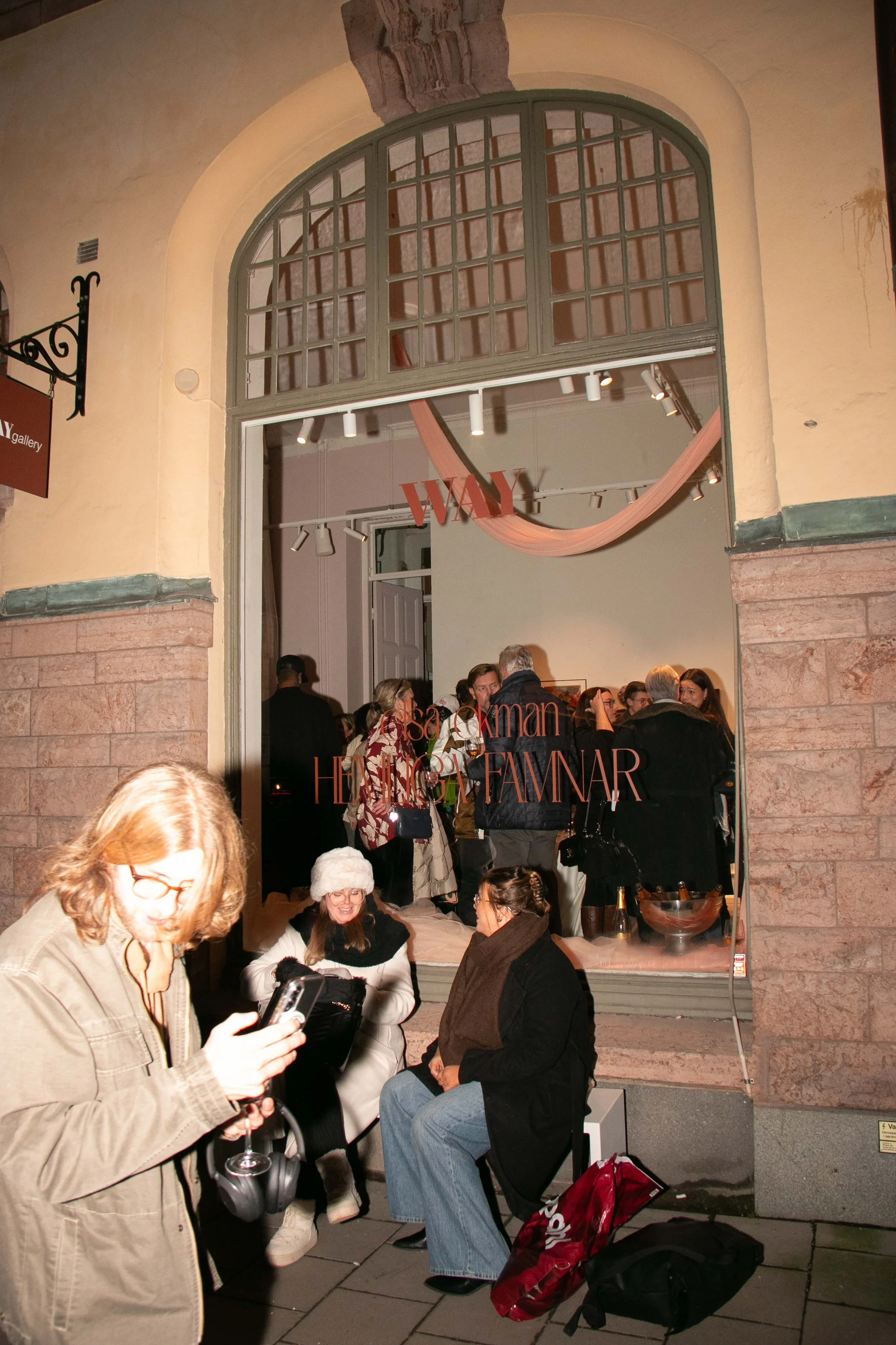 WAY-gallery-Elsa-Ekman-vernissage-2025-Felicia-Larsson-Bilder-web_234 (1).jpg