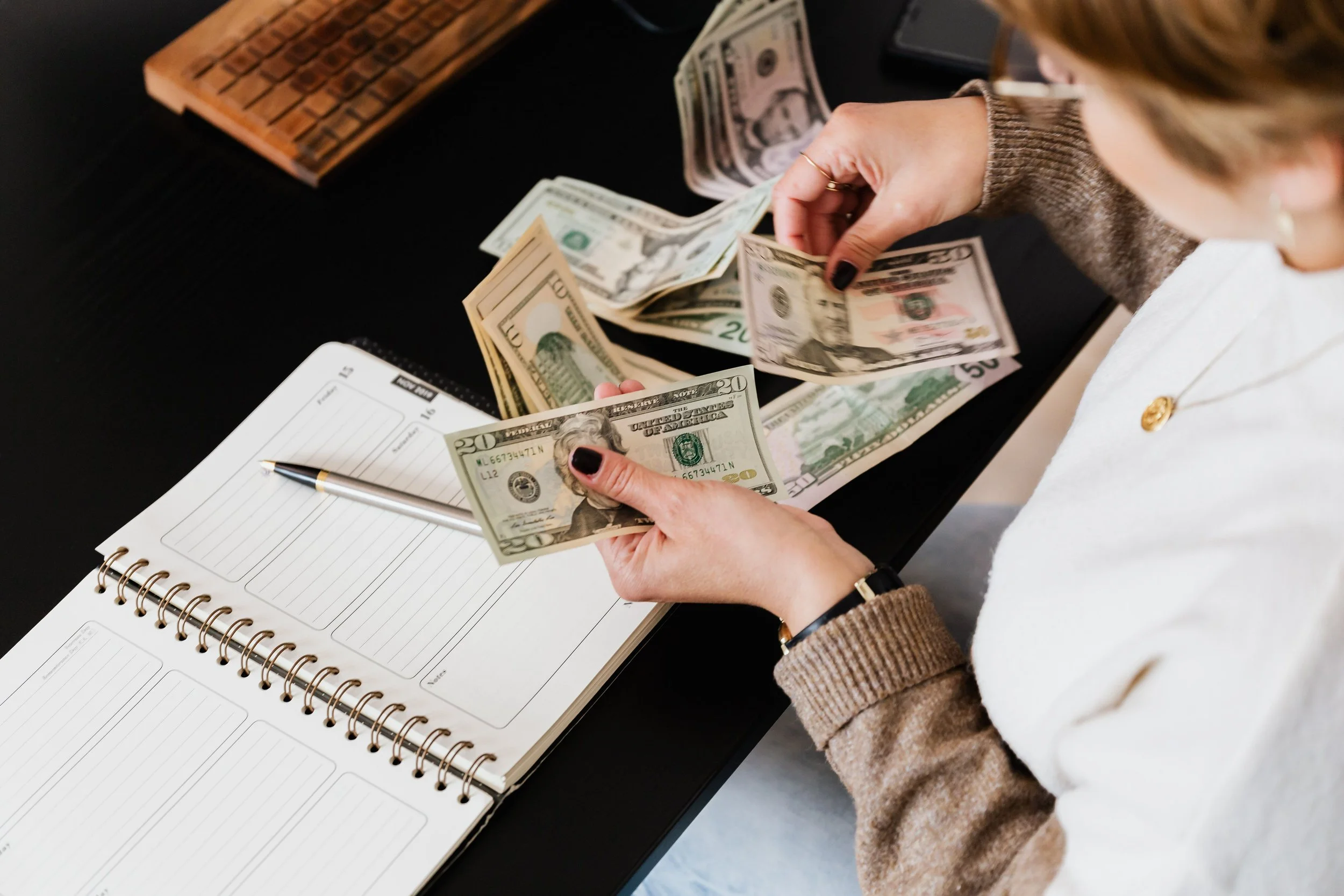 Plumbing Cash Flow Management in Florida
