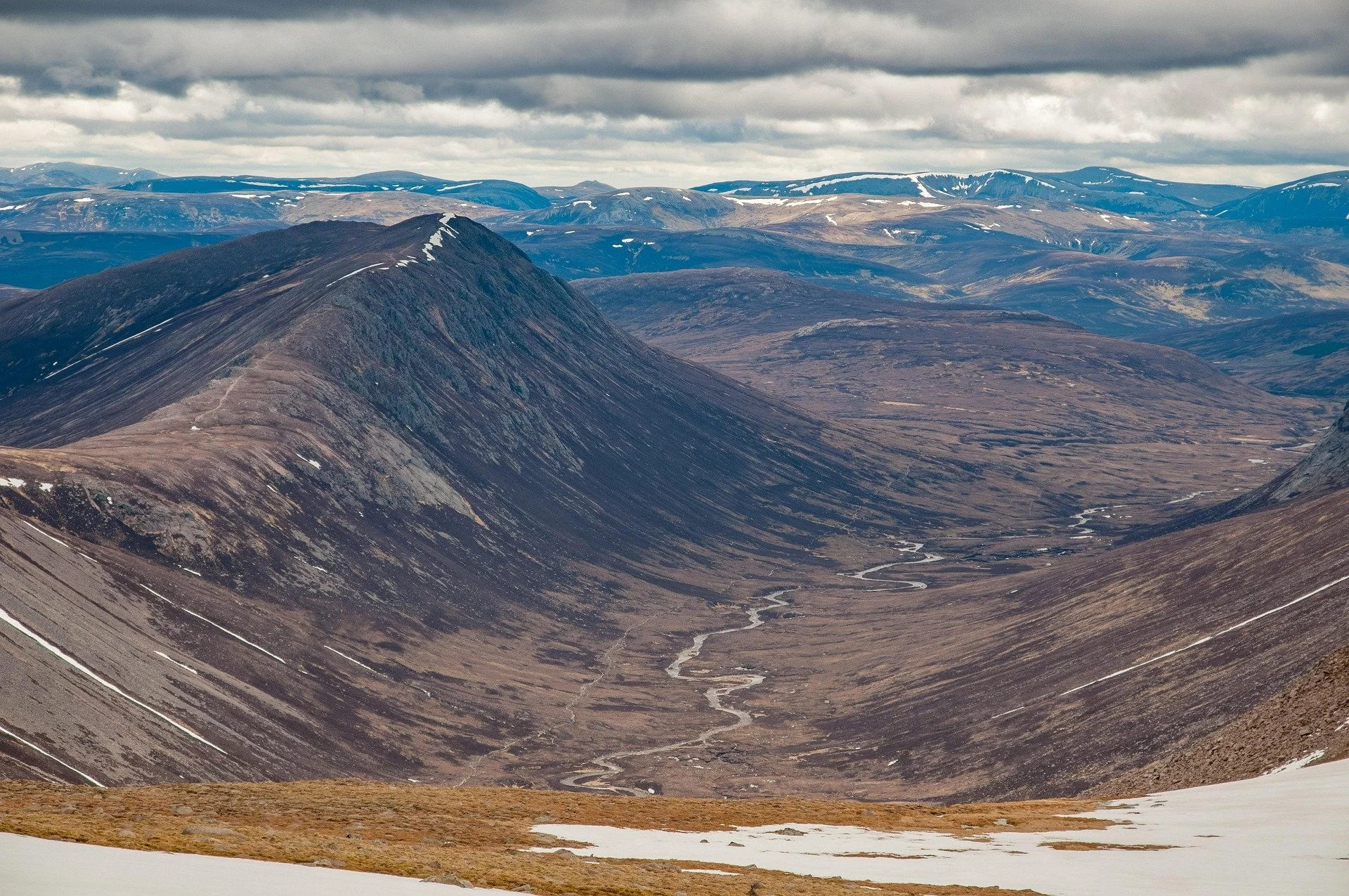 Enchanting Royal Highlands | Cairngorms National Park