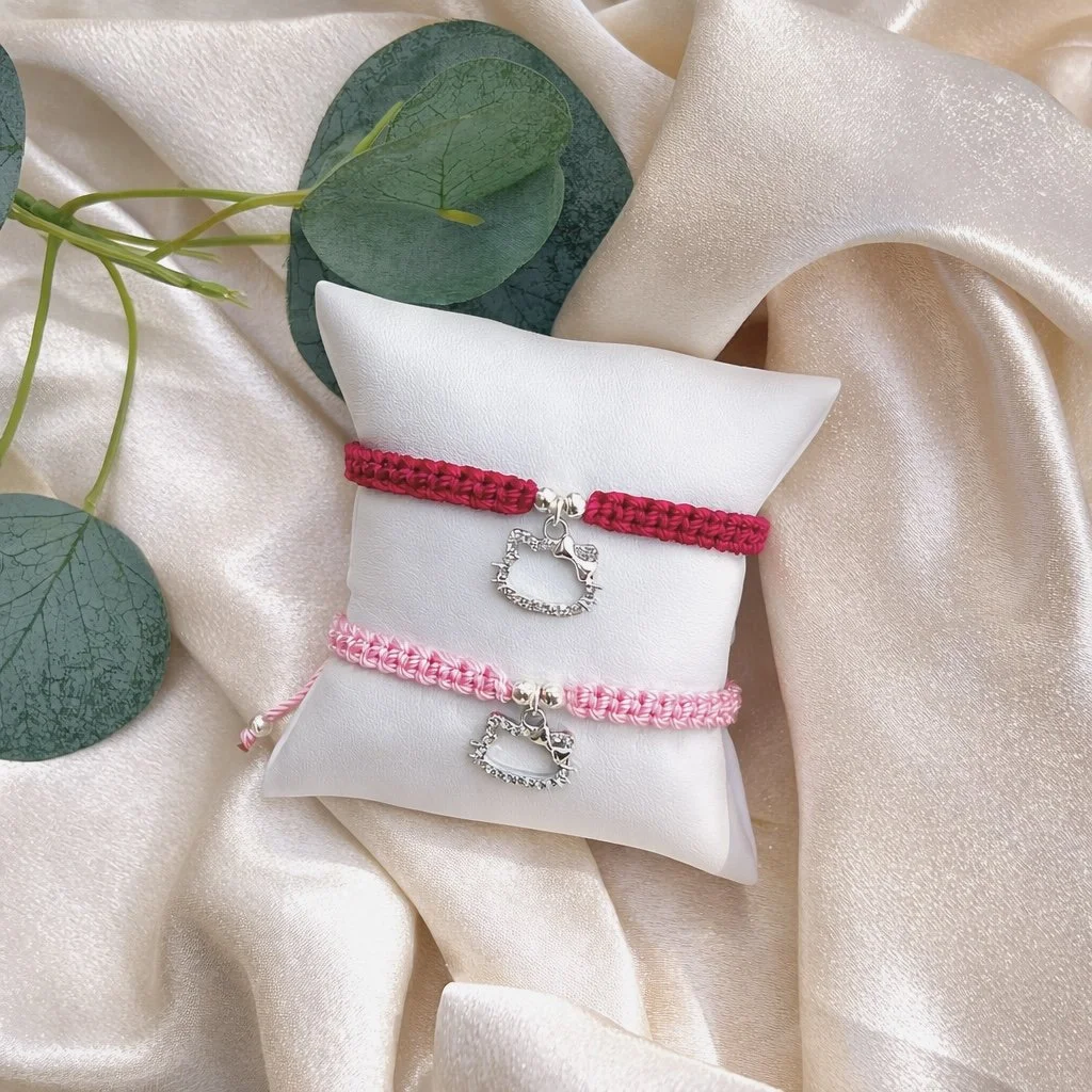 Hello Kitty Charm Bracelet - Threaded