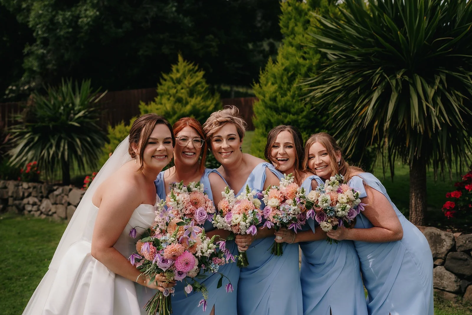 wedding flowers kilmore country house by wild willow event design