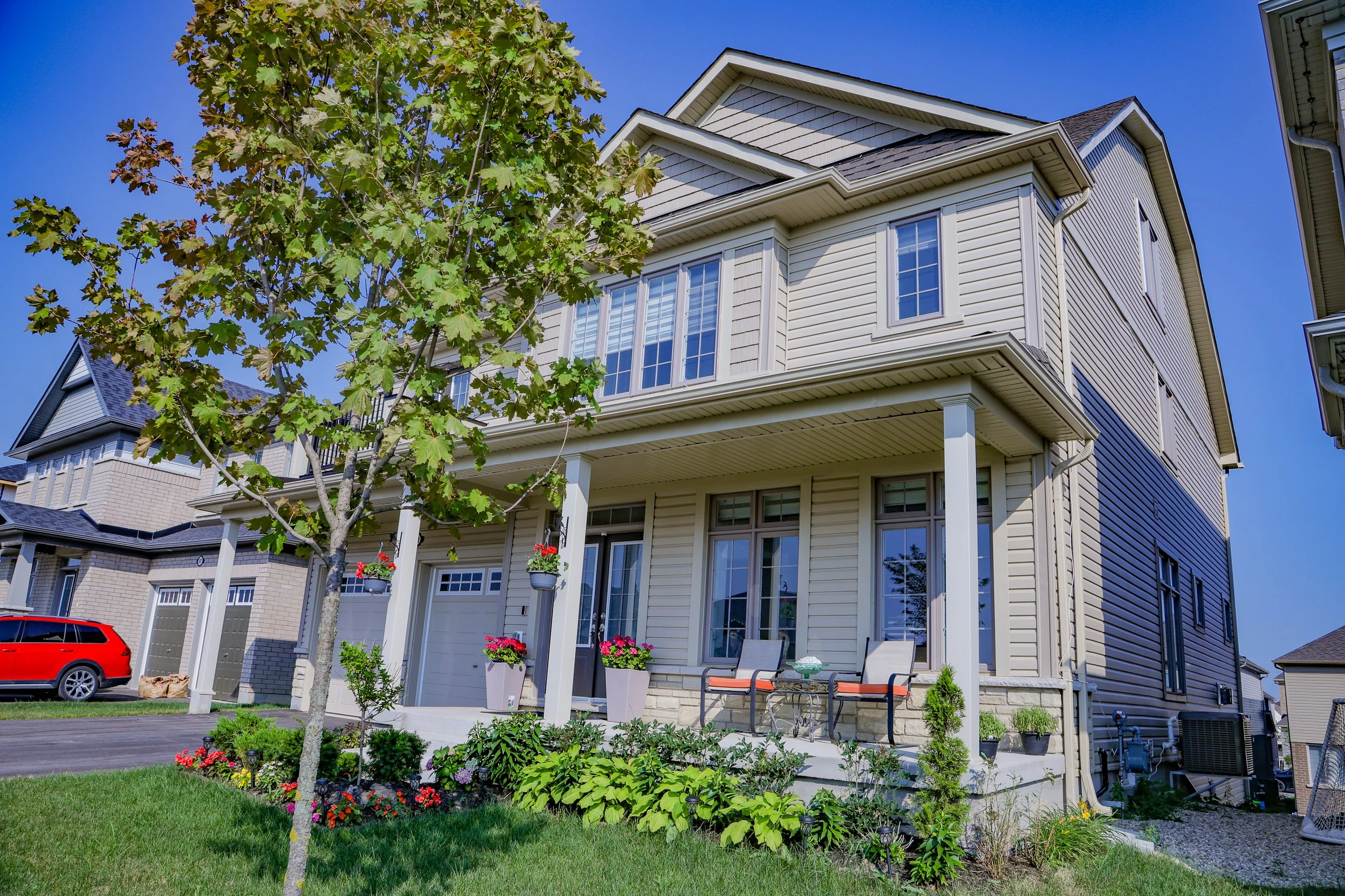 Toronto Real Estate Photographer with Virtual Staging_7948.jpg