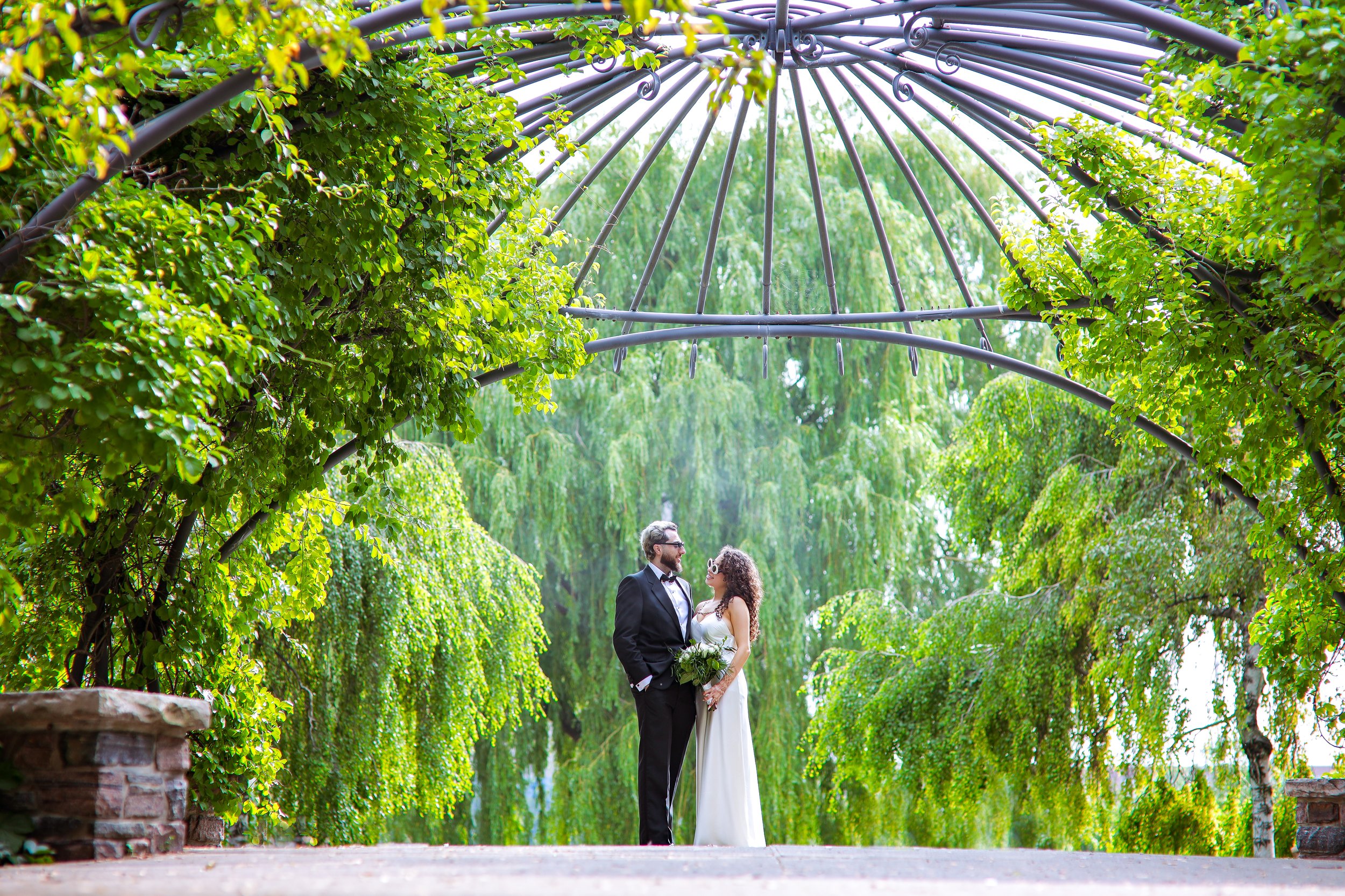 Downtown Toronto Music Garden Wedding Photography R85_2524.jpg