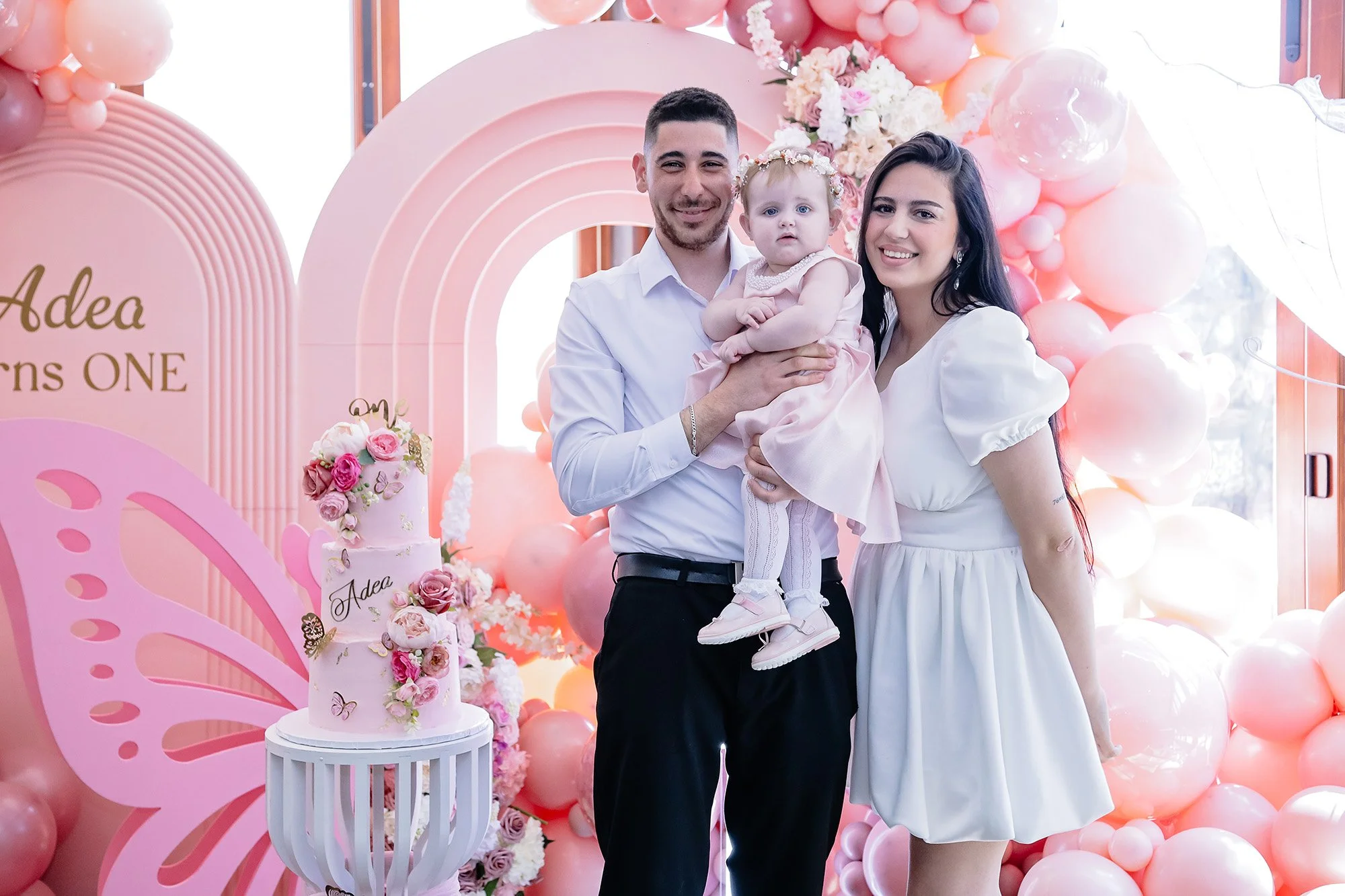 Cambridge Photographer Near Me First Birthday R24_3923.jpg