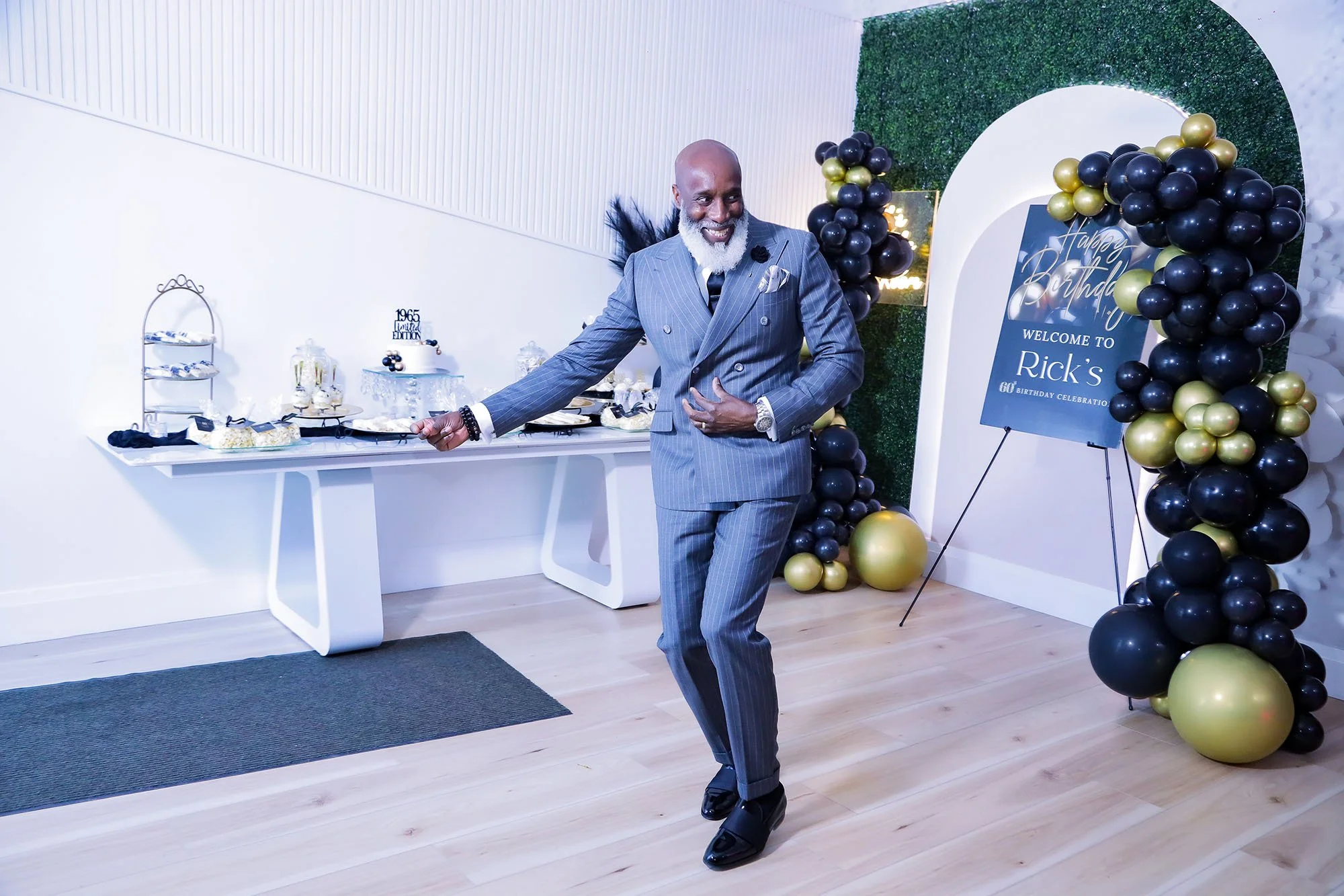 Mississauga Photographer Near Me Birthday Photography 24_2845.jpg