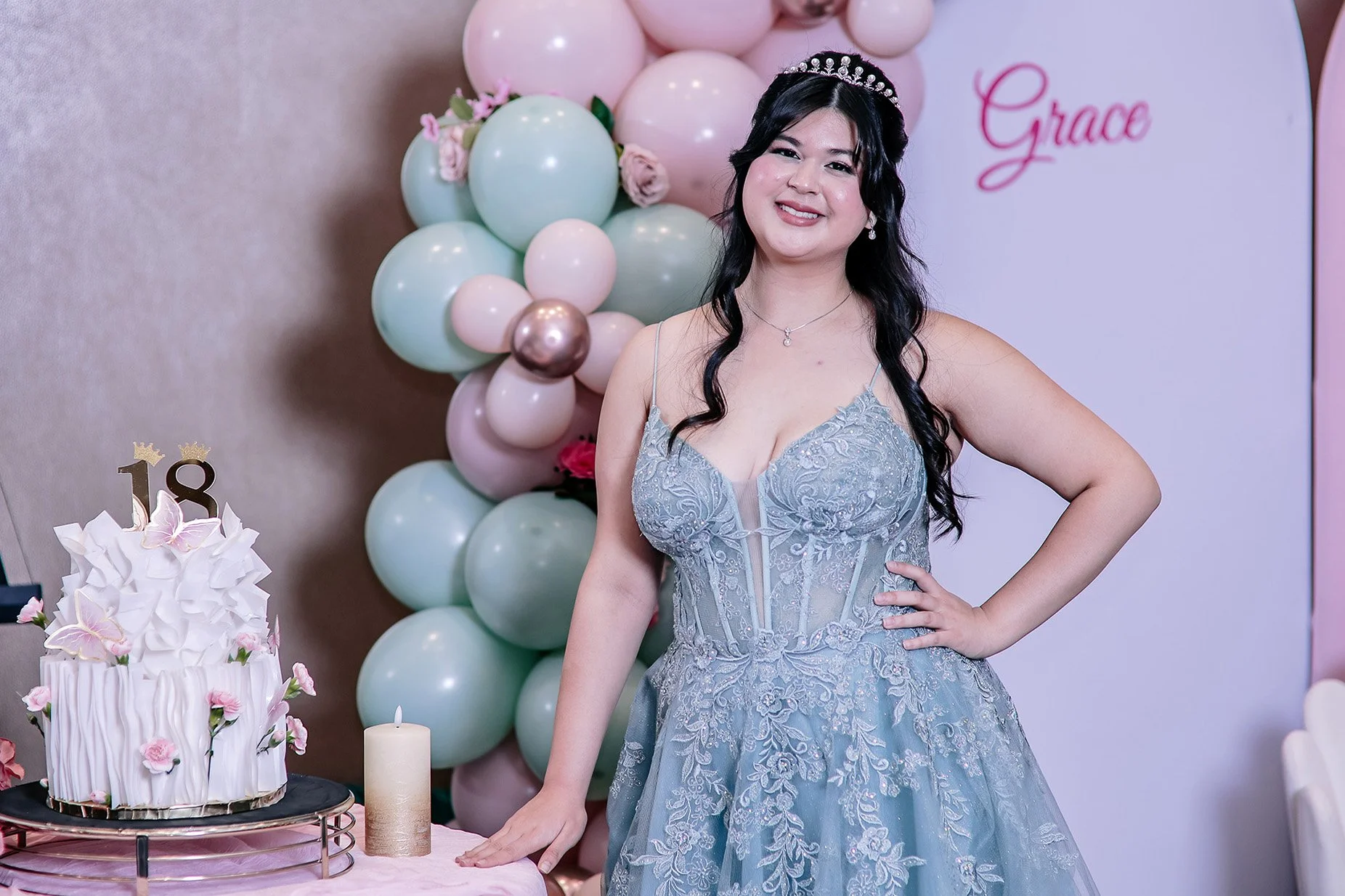 Kitchener Photographer Near Me Birthday Photography R62_0606.jpg