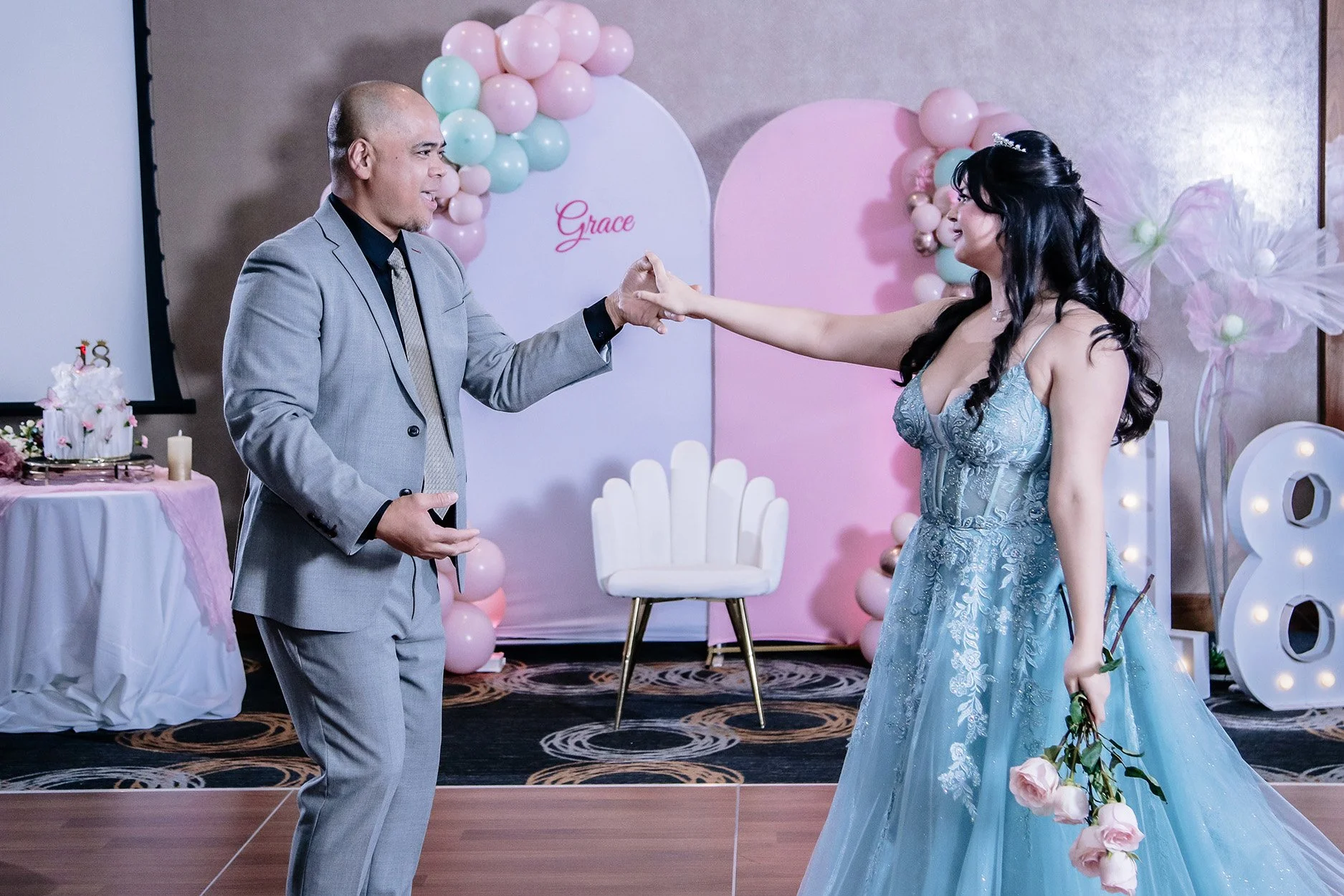 Kitchener Photographer Near Me Birthday Photography R85_0654.jpg