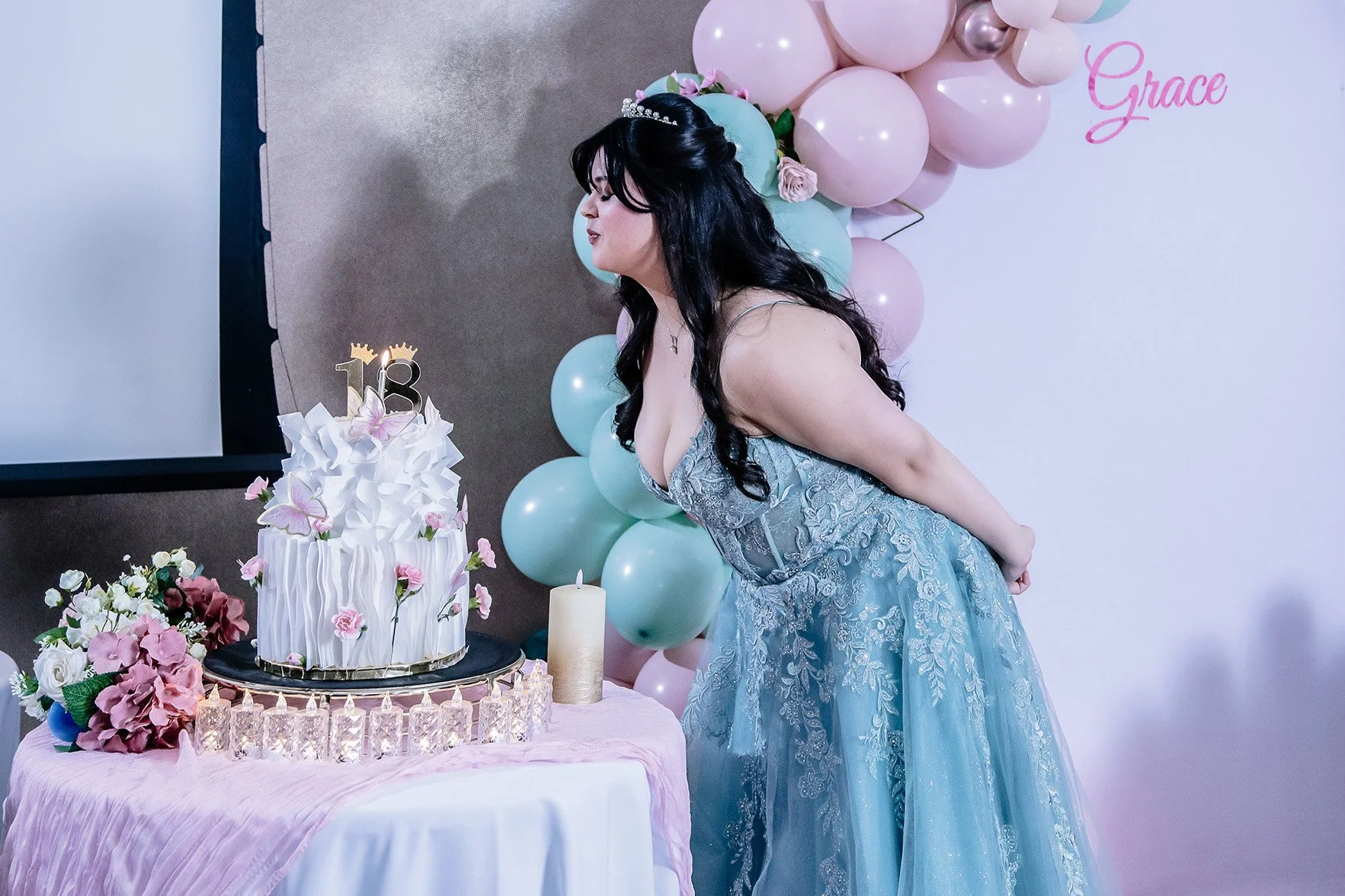 Kitchener Photographer Near Me Birthday Photography R85_0869.jpg