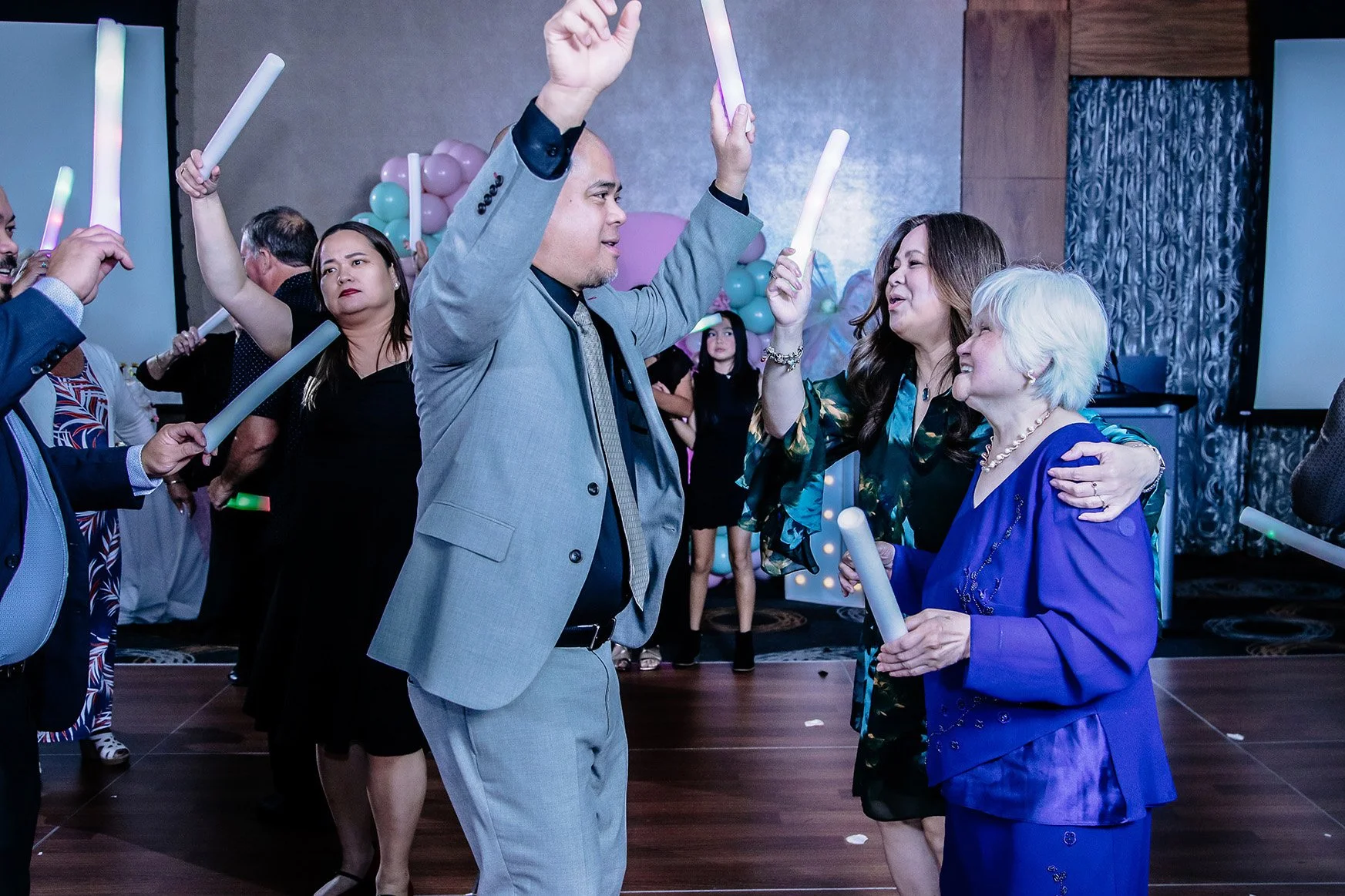 Kitchener Photographer Near Me Birthday Photography R85_0923.jpg