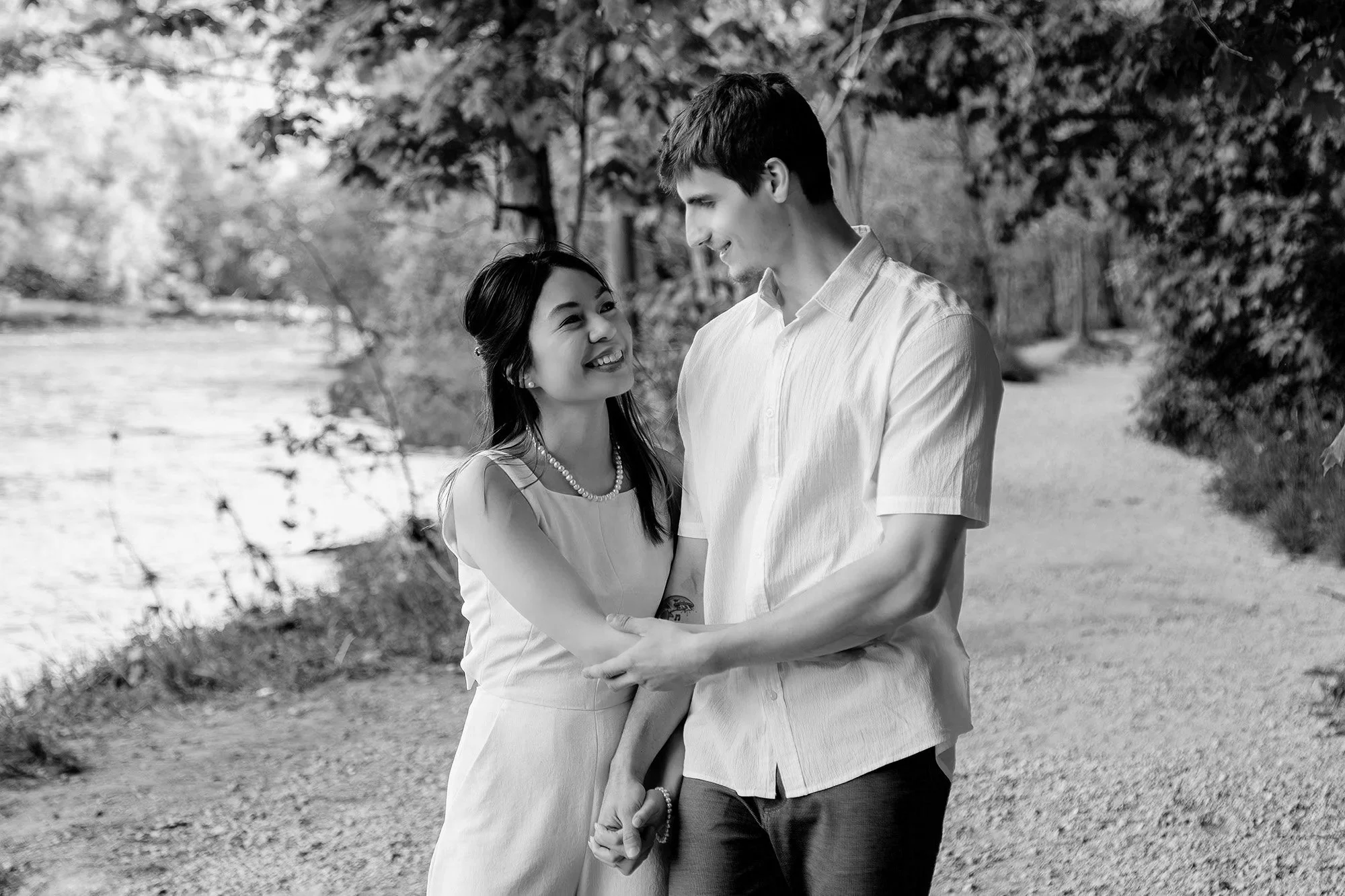 Mississauga+Photographer+Near+Me+Couples+Engagement+Session+RW6A77Mississauga+Photographer+Near+Me+Couples+Engagement+Session+R4.jpg