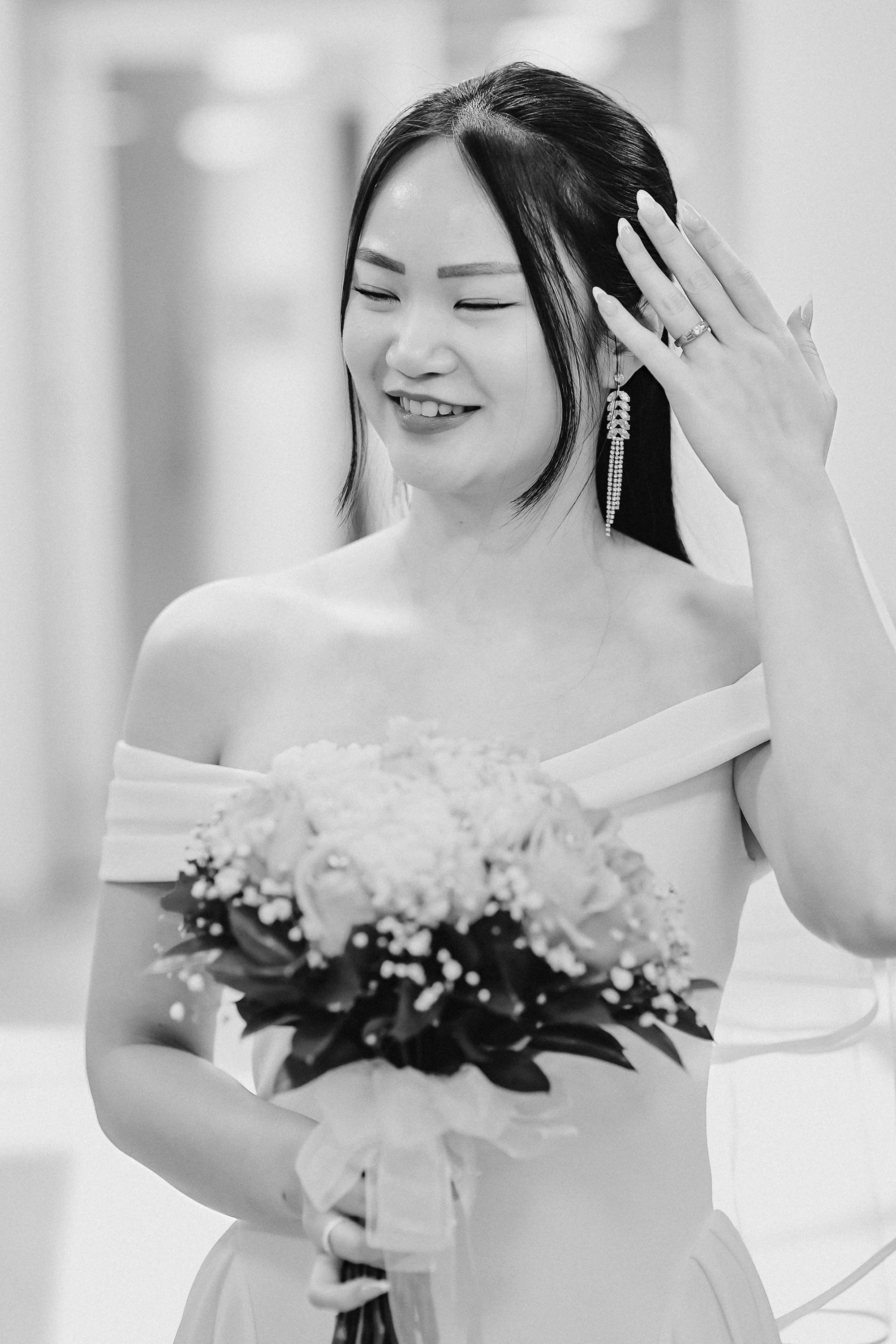 Downtown Old Toronto City Hall Wedding Photographer 62_0056.jpg