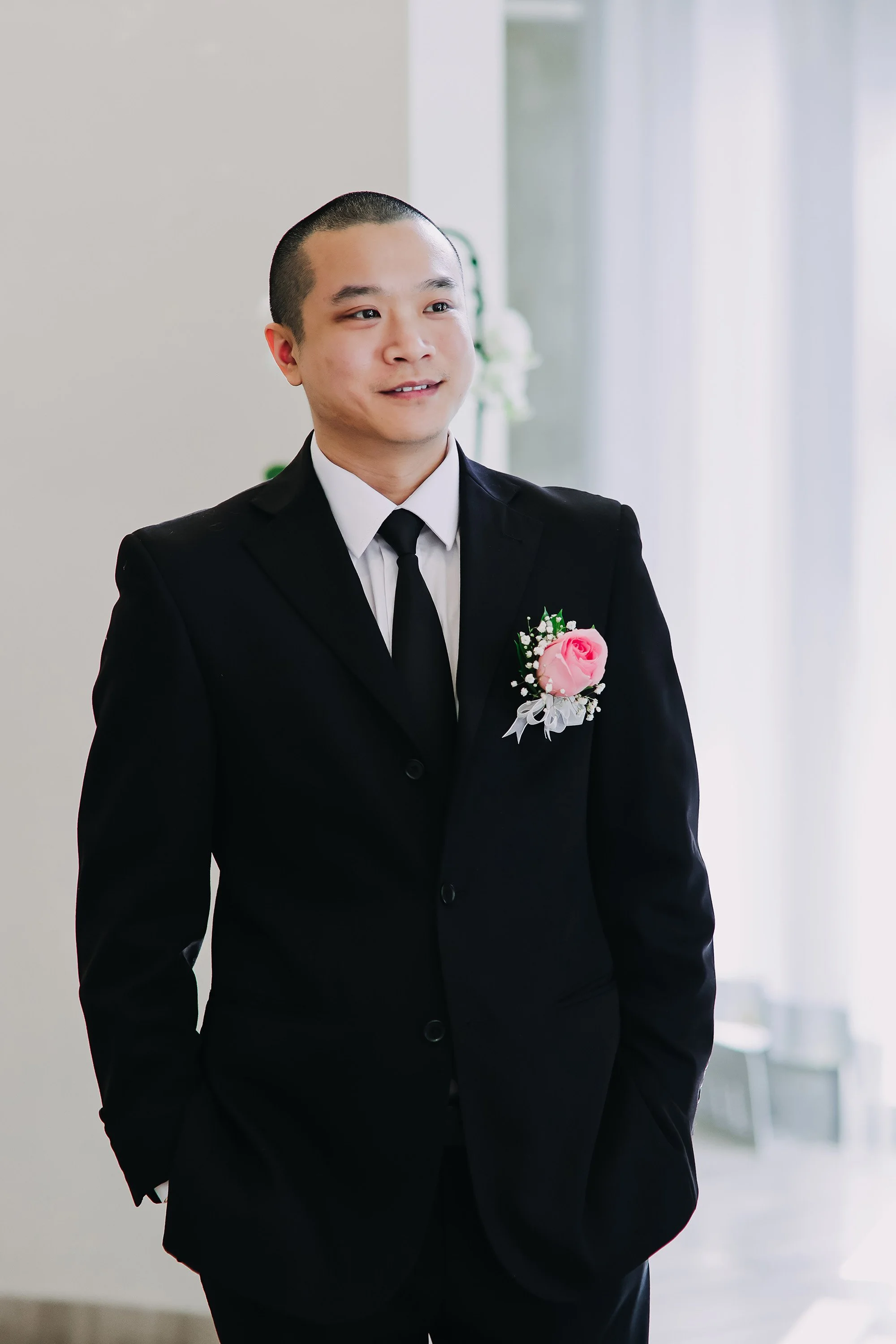 Downtown Old Toronto City Hall Wedding Photographer 62_0130.jpg