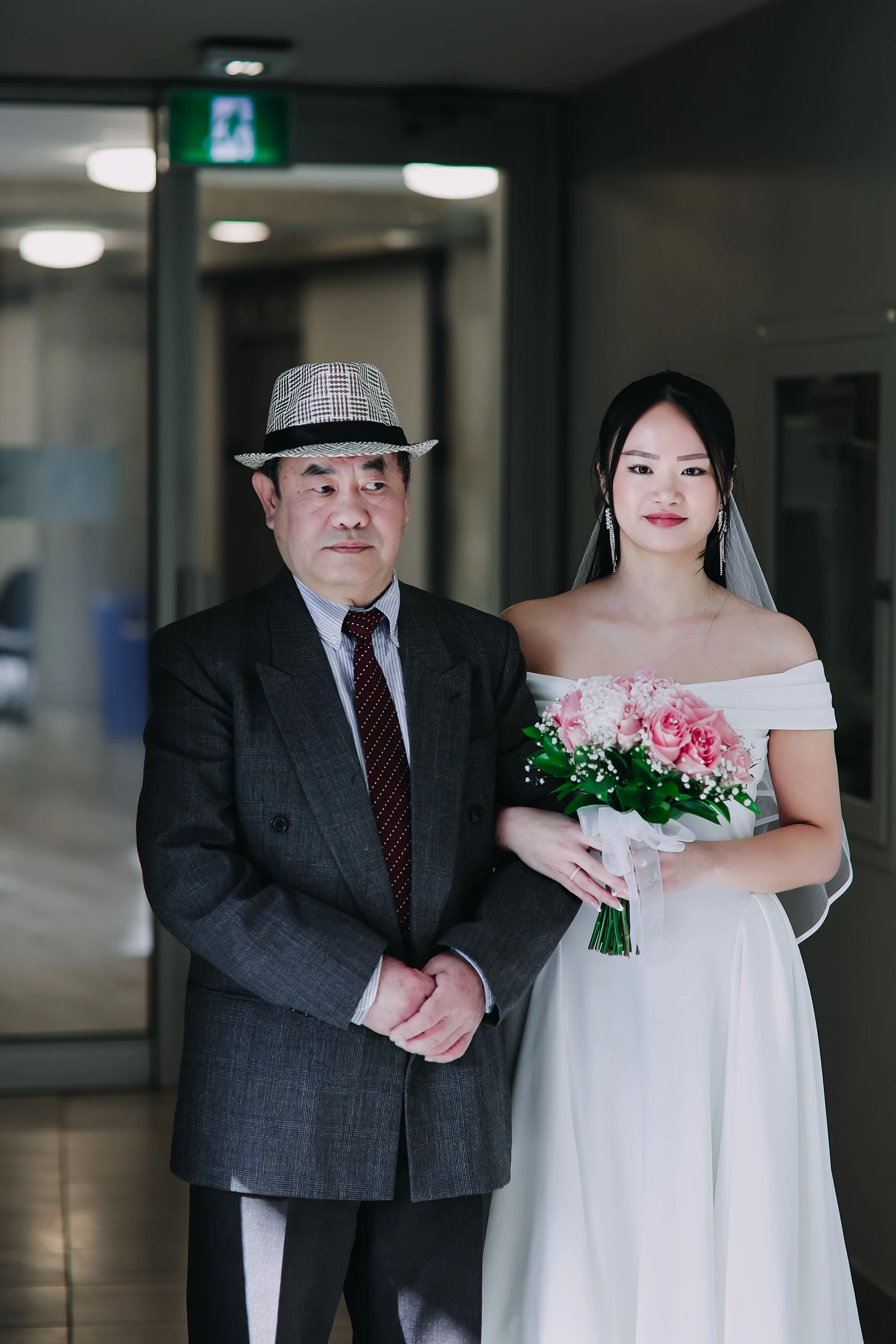 Downtown Old Toronto City Hall Wedding Photographer 62_0137.jpg
