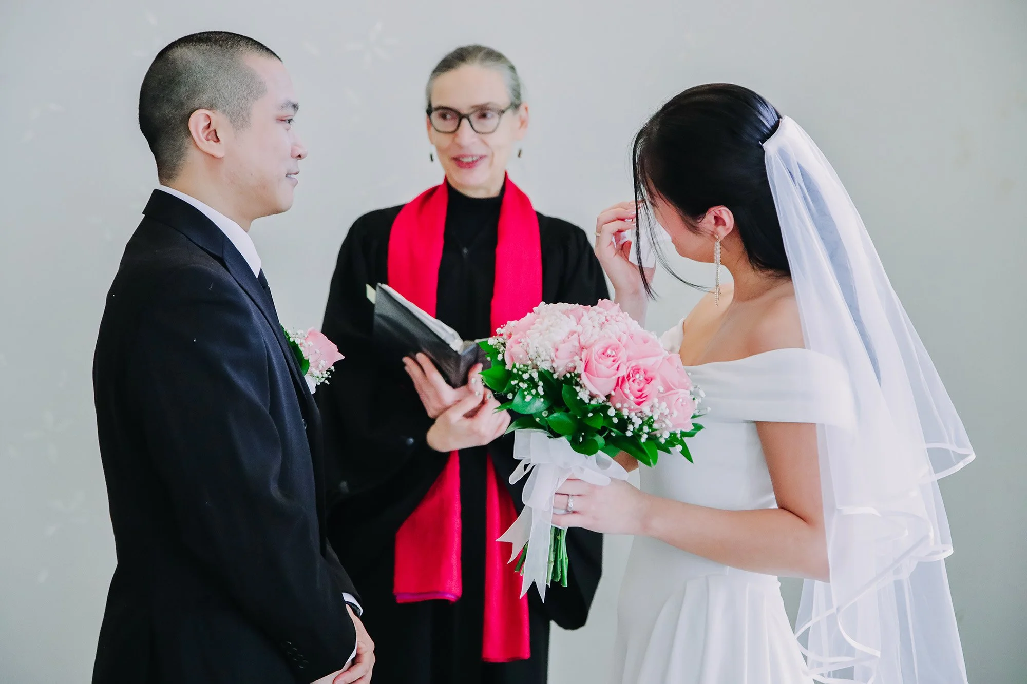 Downtown Old Toronto City Hall Wedding Photographer 85_0028.jpg