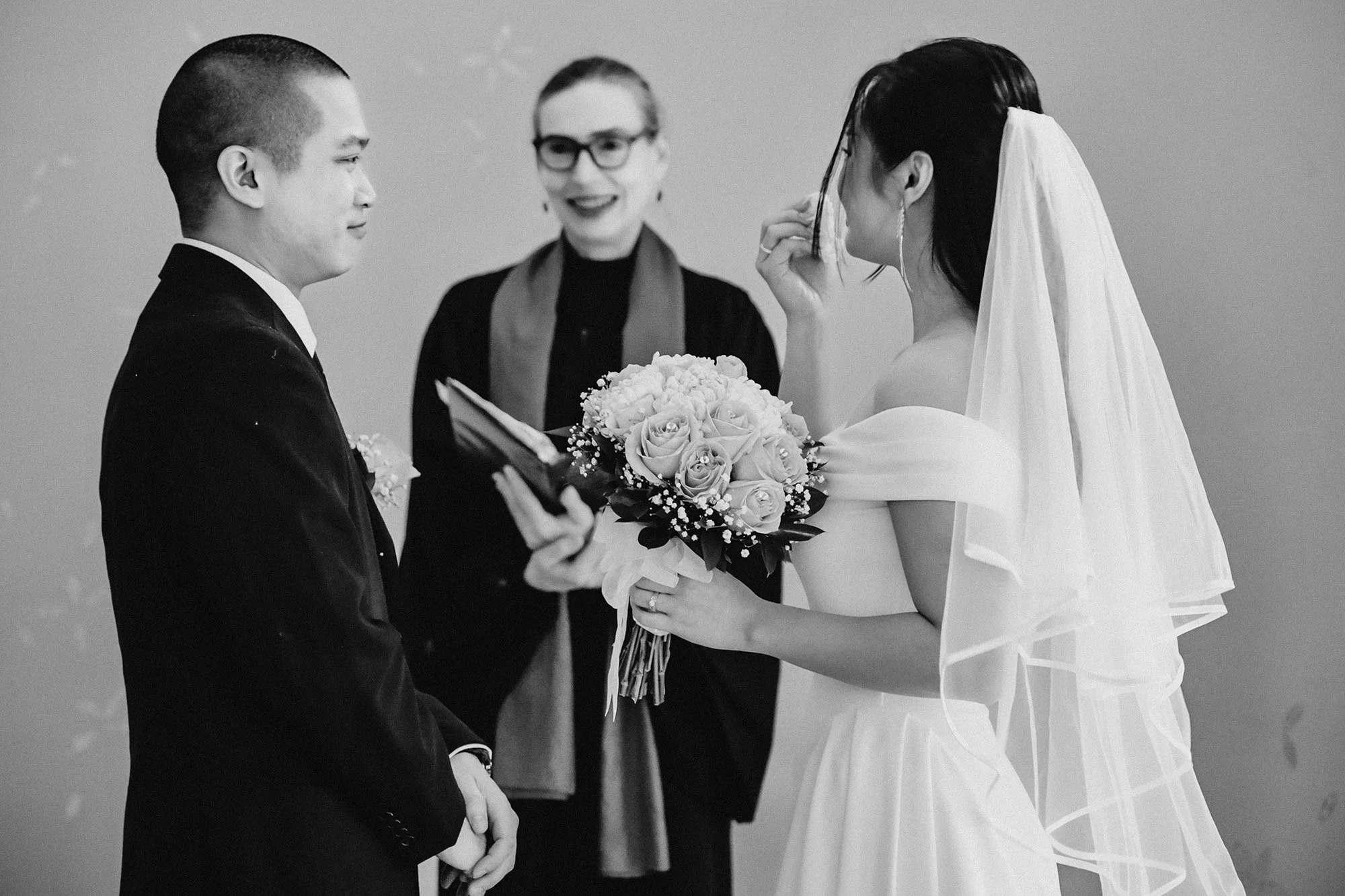 Downtown Old Toronto City Hall Wedding Photographer 85_0039.jpg