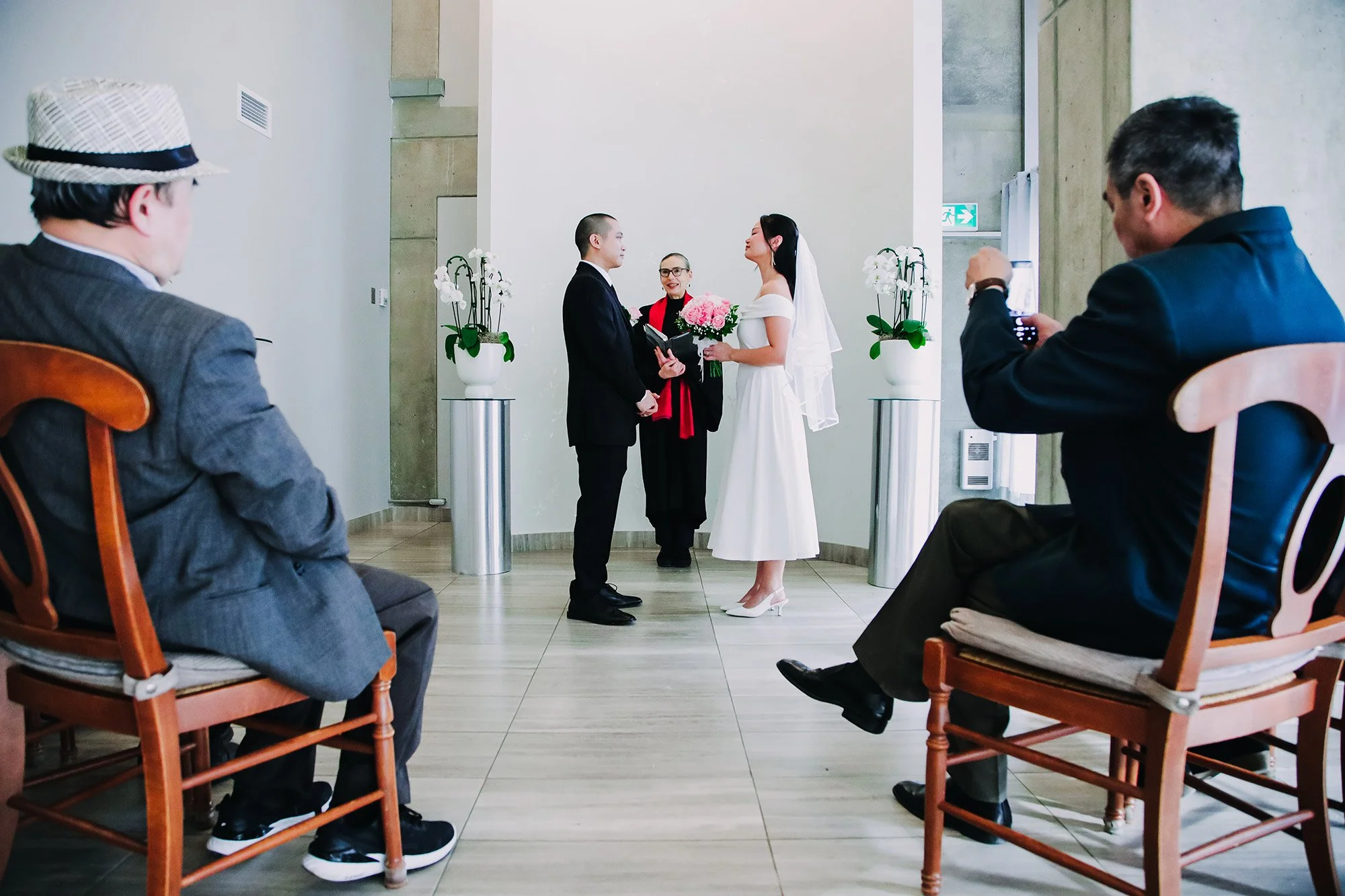 Downtown Old Toronto City Hall Wedding Photographer 85_0043.jpg