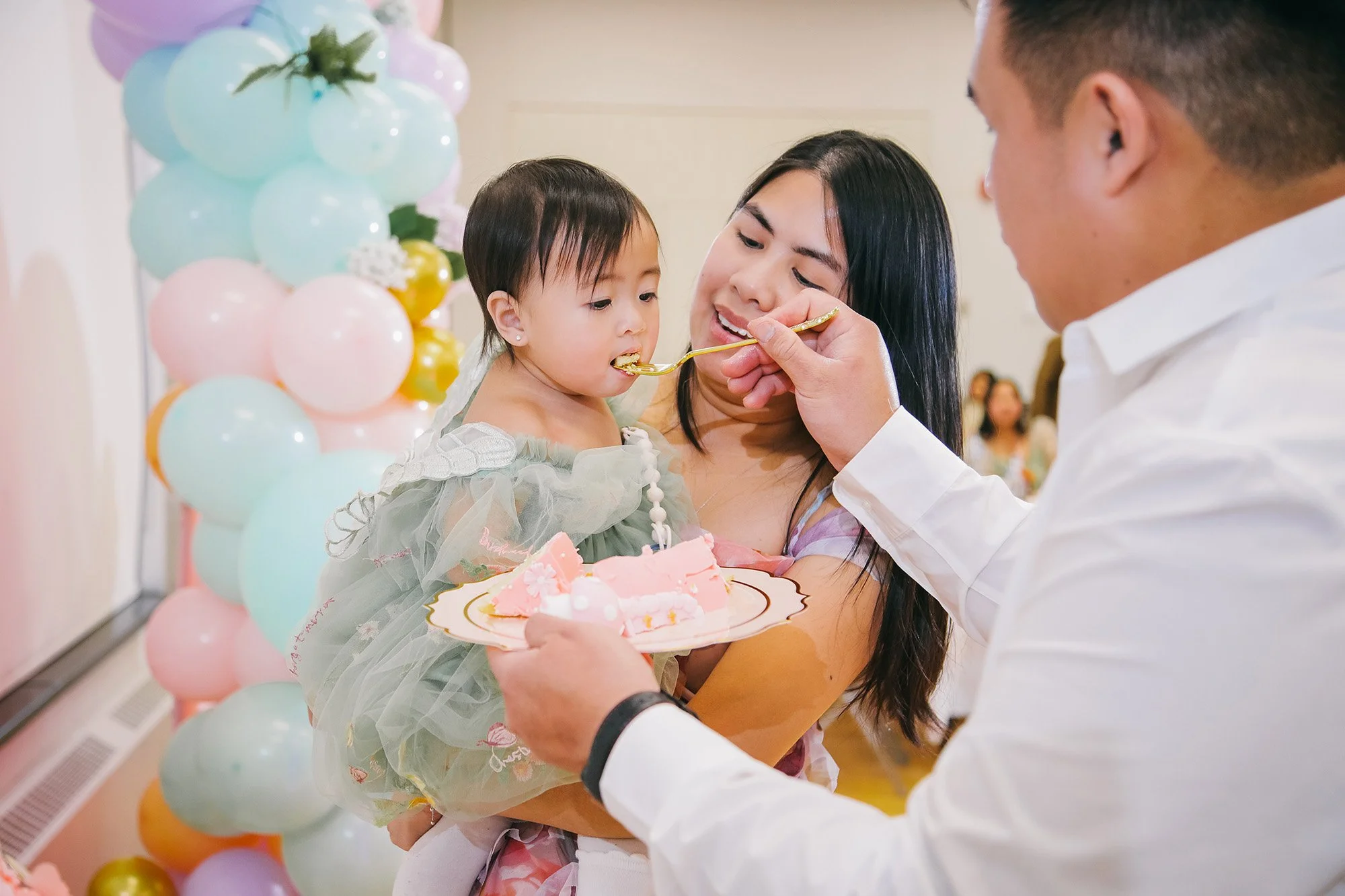Markham 1st Birthday Photographer Photobooth Filipino 85_1545.jpg