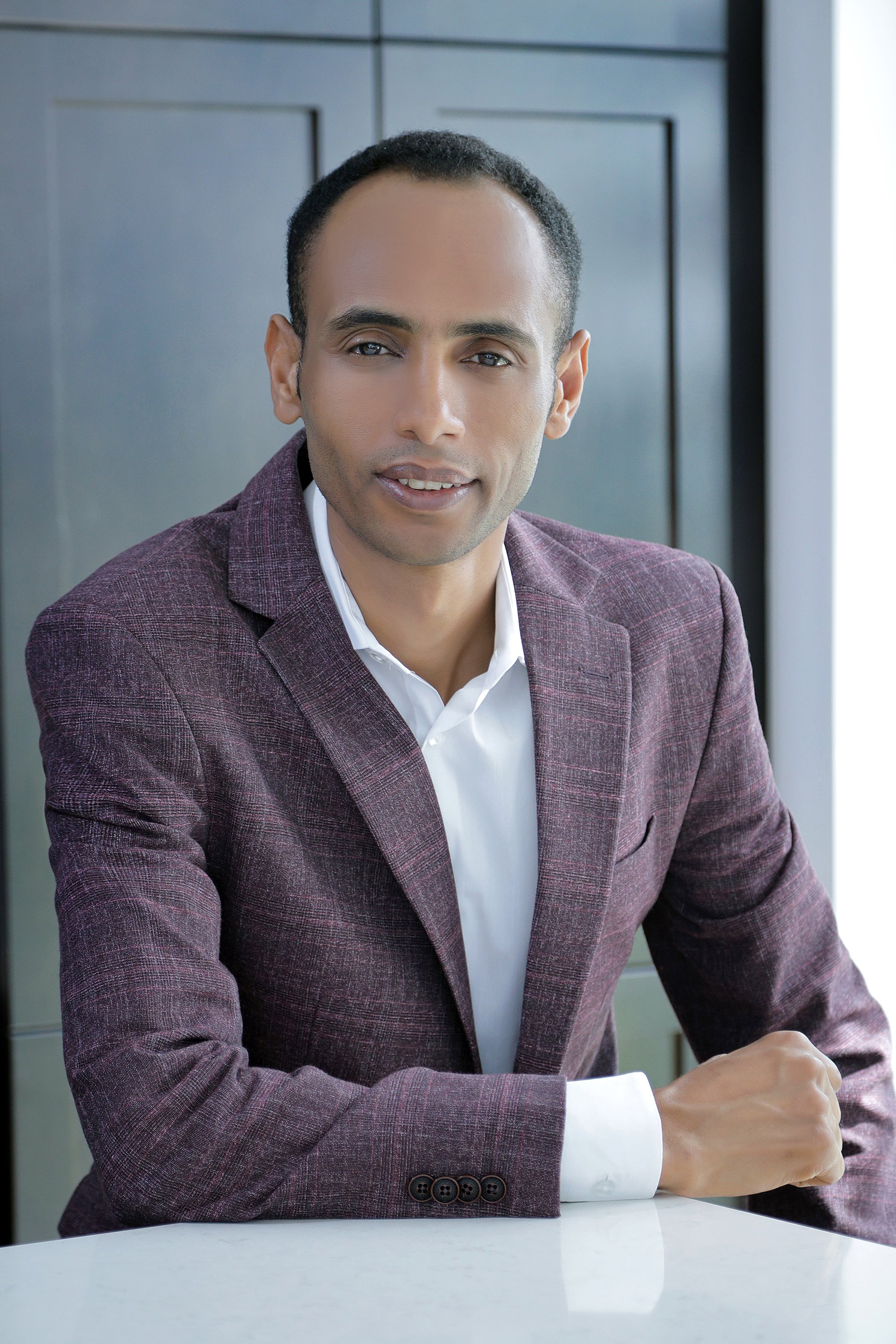 Realtor Environmental Headshot