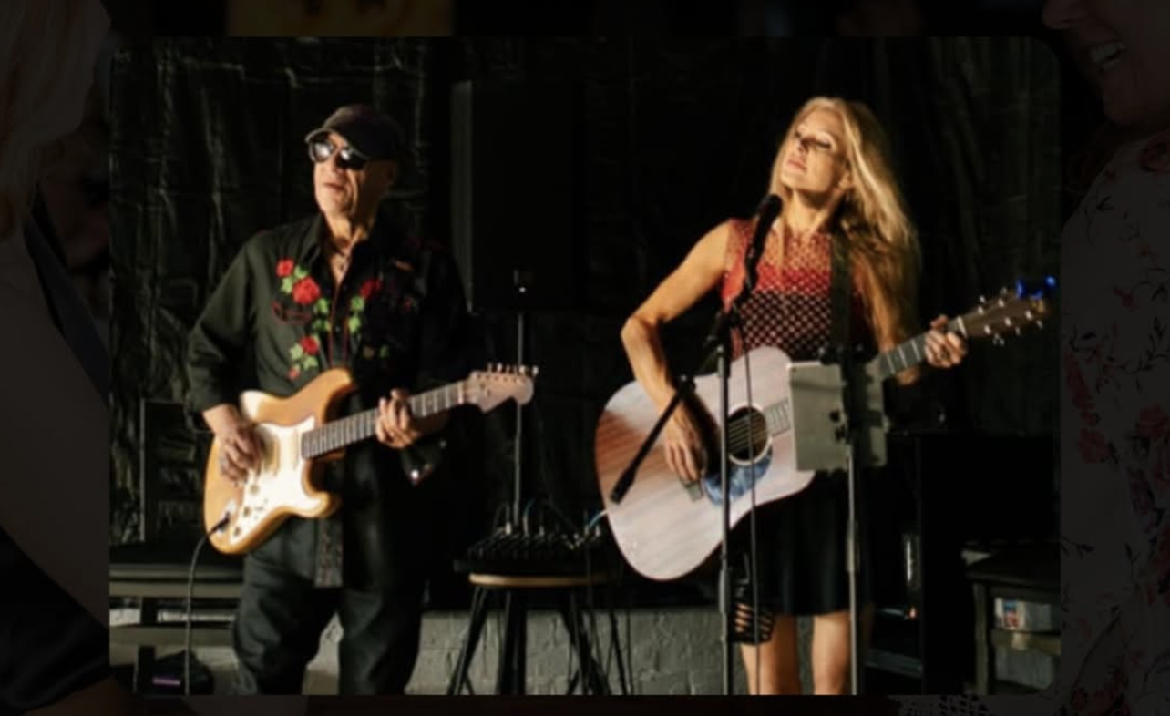 LIVE ON THE LANAI featuring Barry &amp; Denise Richman