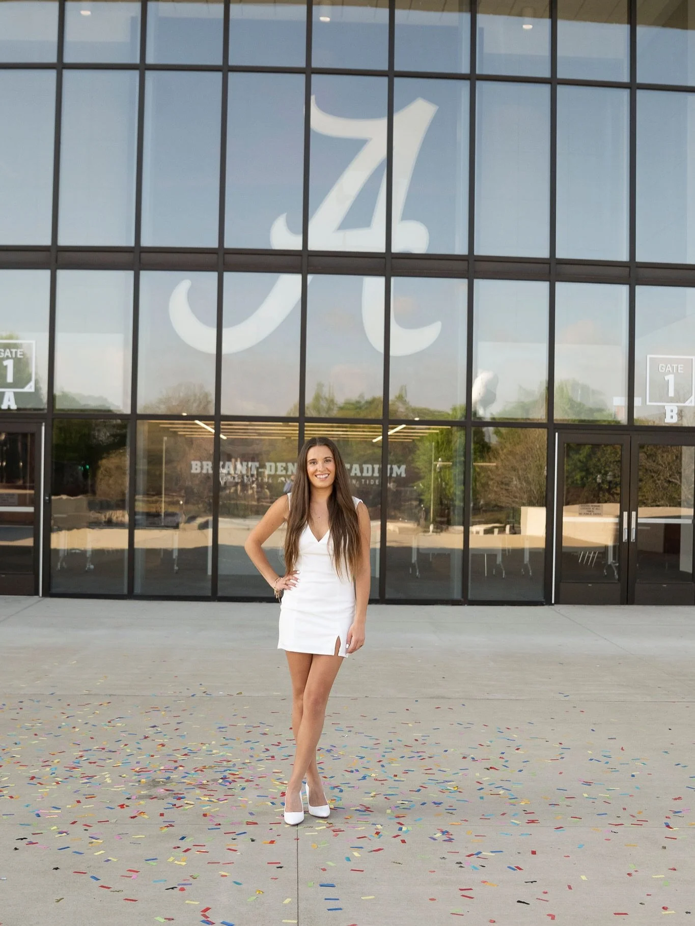 Happy graduation season!! 🎓
This one at the University of Alabama was easily one of my most fun shoots I&rsquo;ve done. Nothing beats capturing this kind of energy, pride, and excitement ❤️
More to come this week🔜
