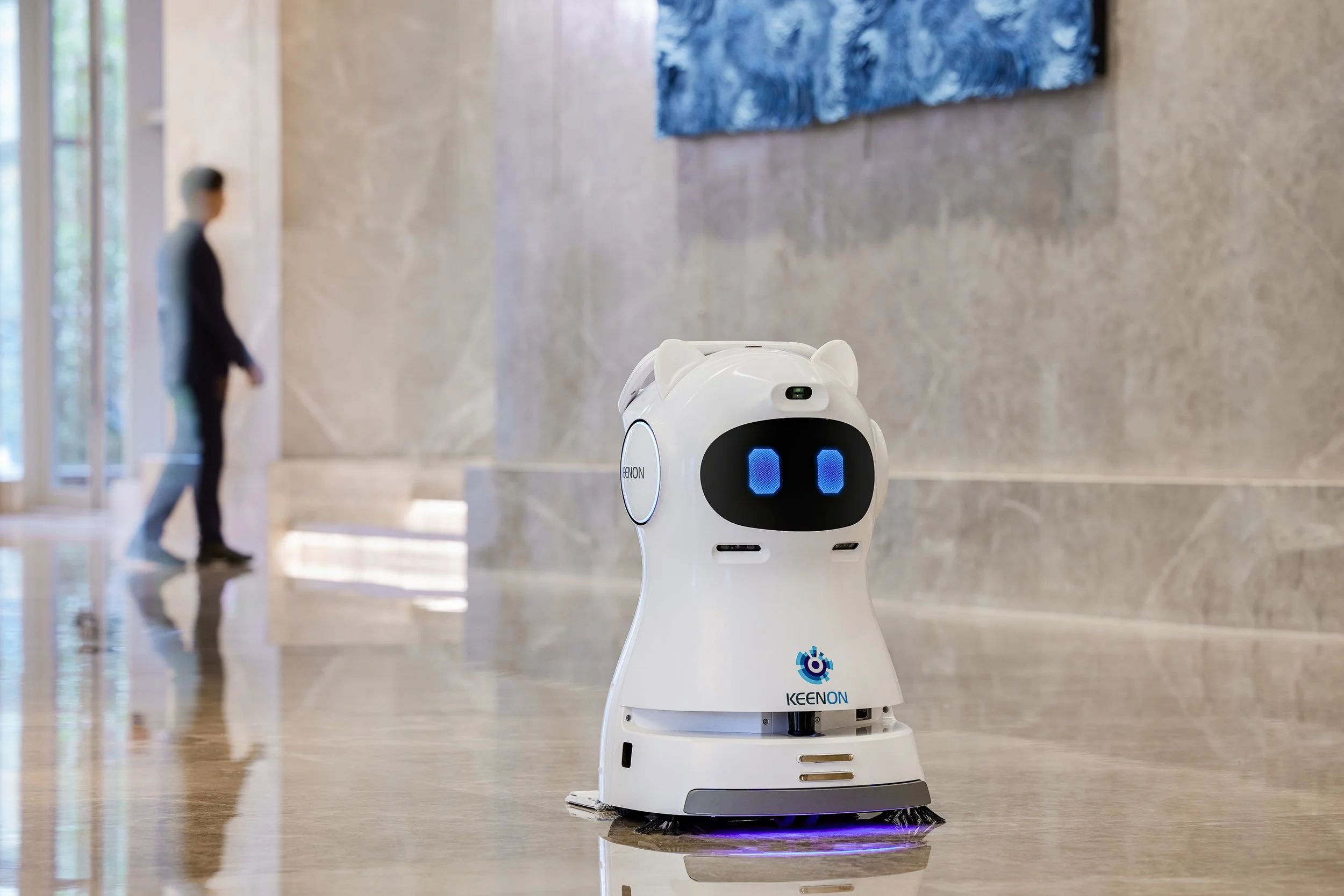 KEENON KLEENBOT C30.jpg