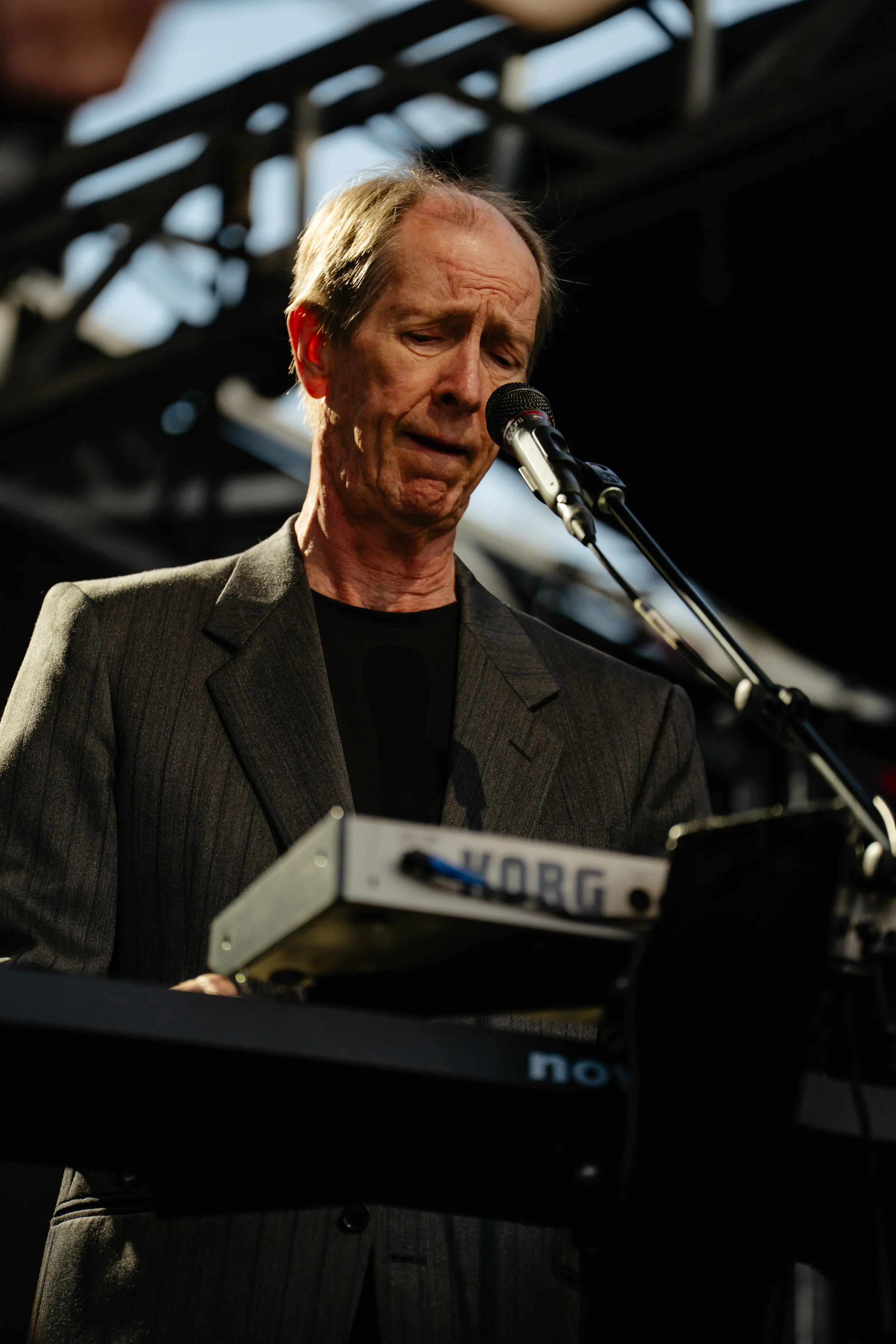 js-7402509.jpg