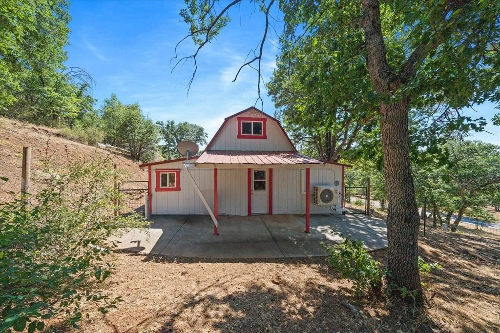 Renovated Cabin on 7.7 Acres with Mt. Shasta Views - $175,000