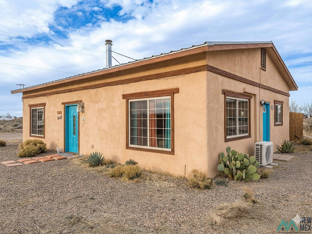 2.5-Acre Desert Home + Mountain Views in New Mexico - $140,000