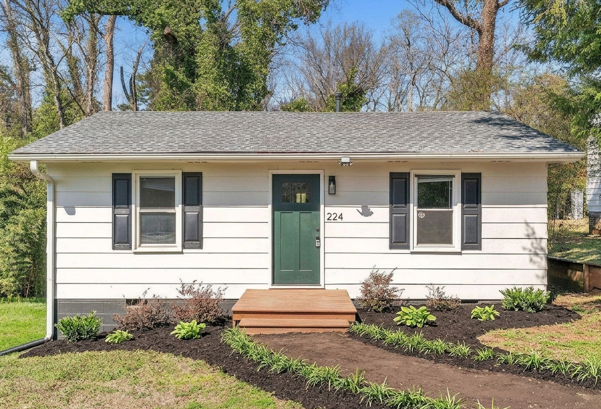Updated Historic District Bungalow in South Carolina - $149,900