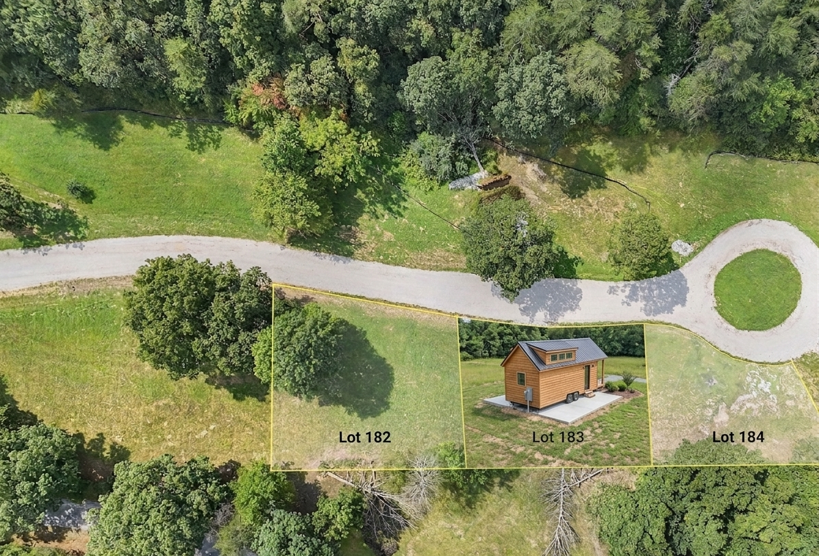 Luxury tiny home lot in Tennessee with amenities