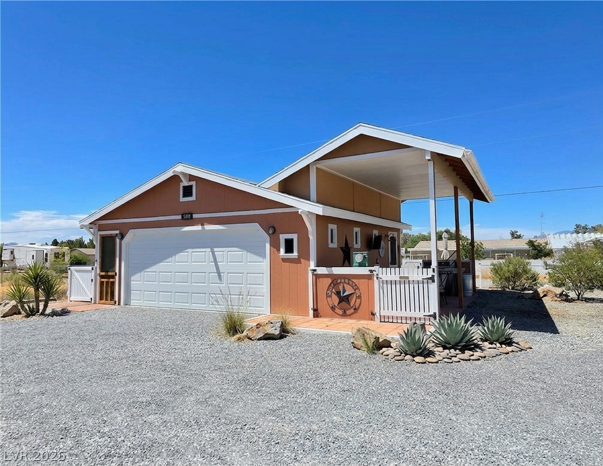 Tiny home with Outdoor Bar &amp; RV Hookups in Nevada - $199,999