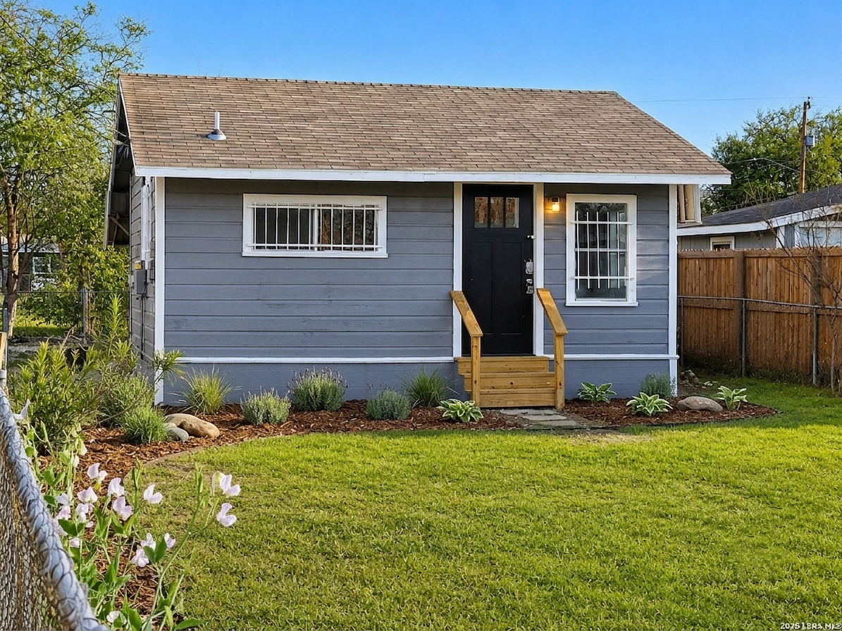 Move-in ready Tiny Home &amp; Financing Available in Texas - $90,000