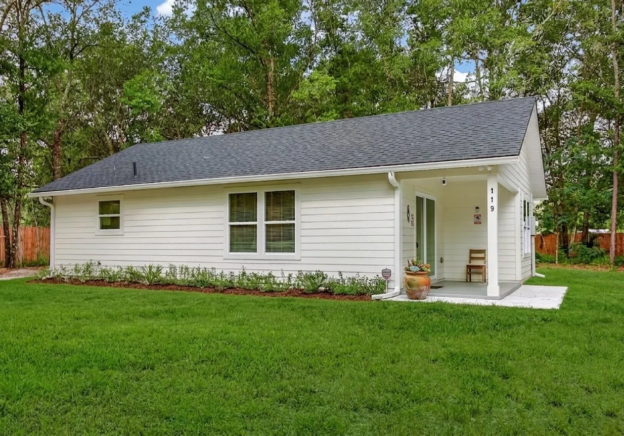 New Florida Cottage + Half Acre for $176,900