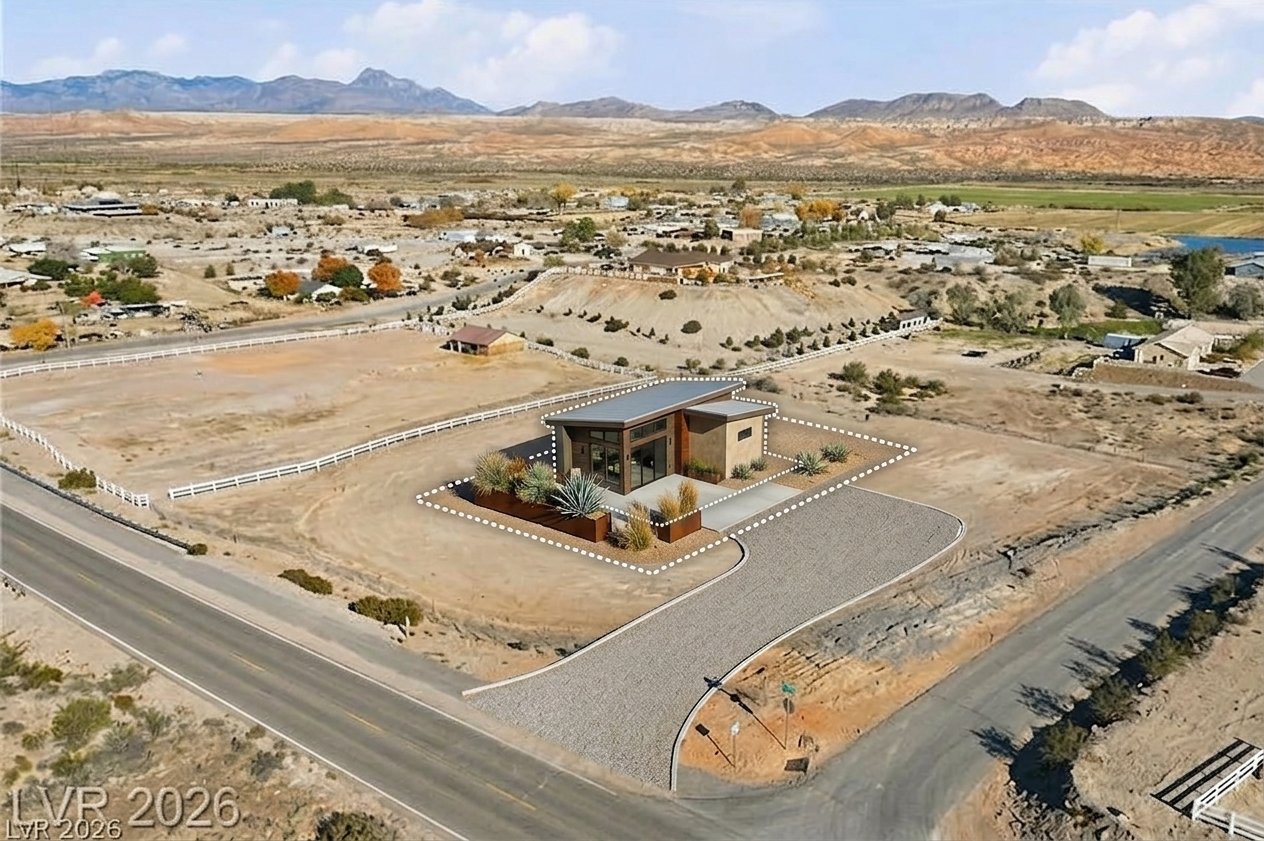Nevada tiny home friendly 2-acre land with paved access