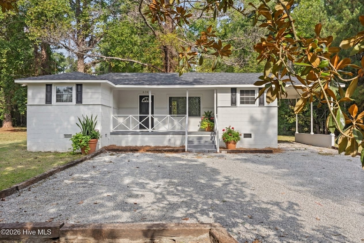 $169,000 - Georgia Cottage + 1 Acre