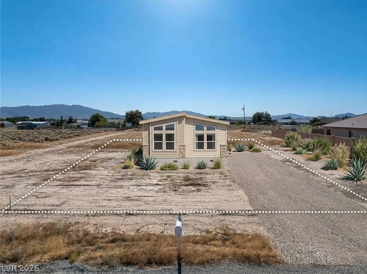 Nevada - Tiny home 2-acre land + well