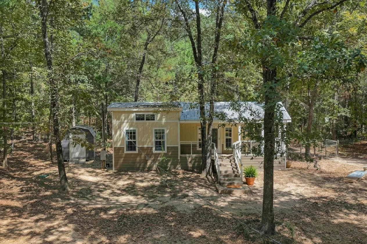 $189,900: Texas Tiny Home + 3 acres 