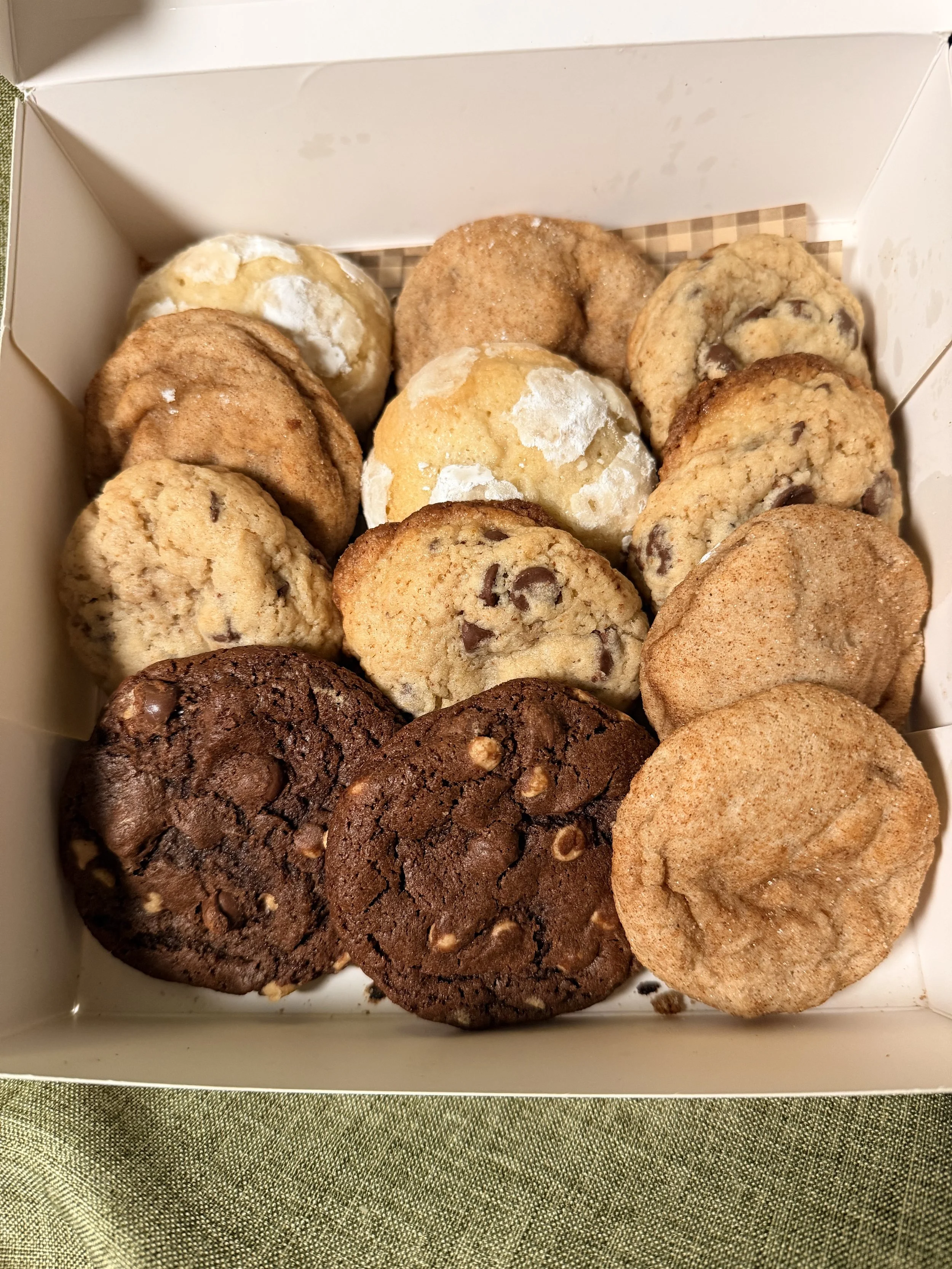 1 dozen Ouncer cookies