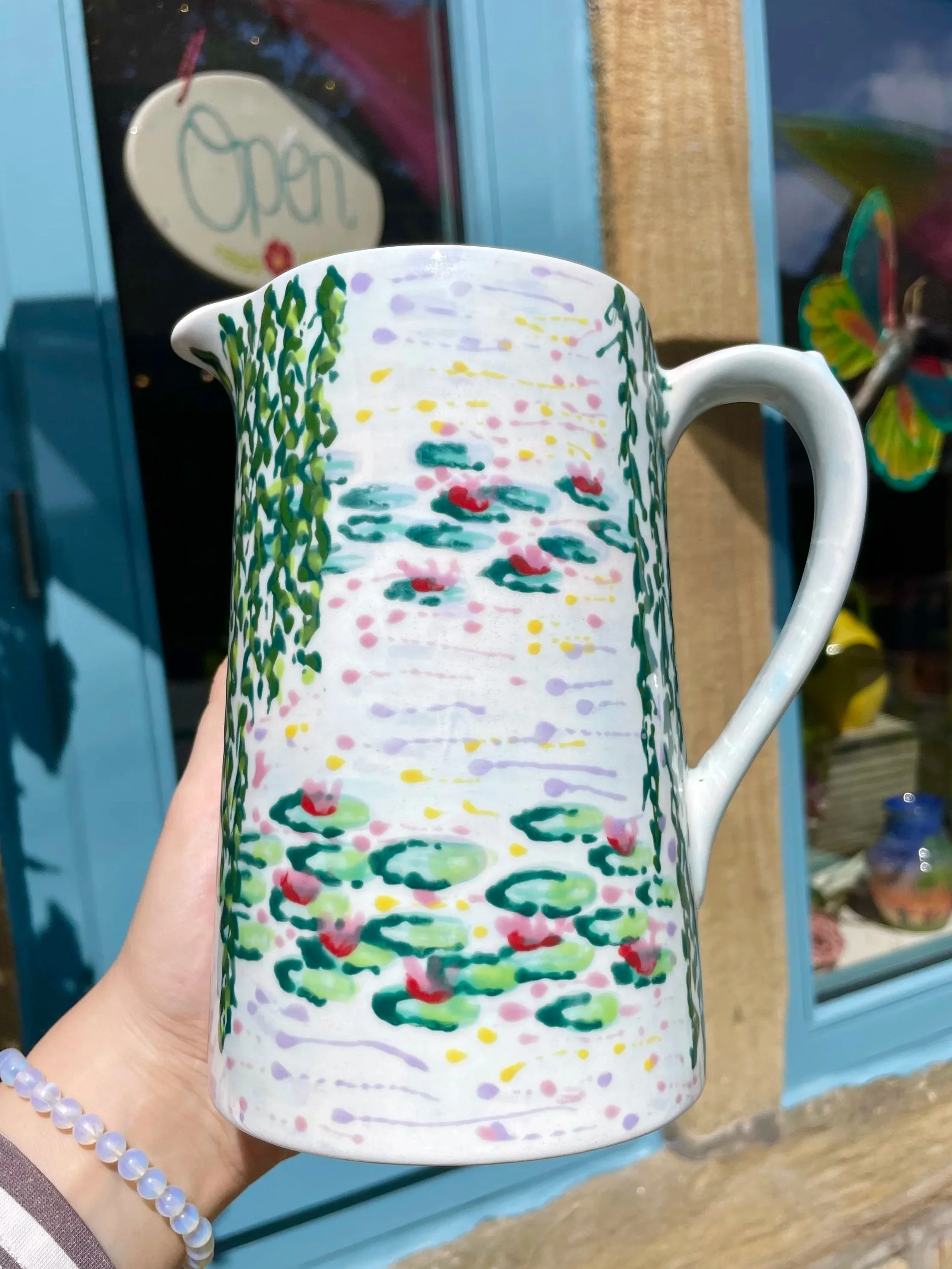water+lilly+willow+jug.jpg