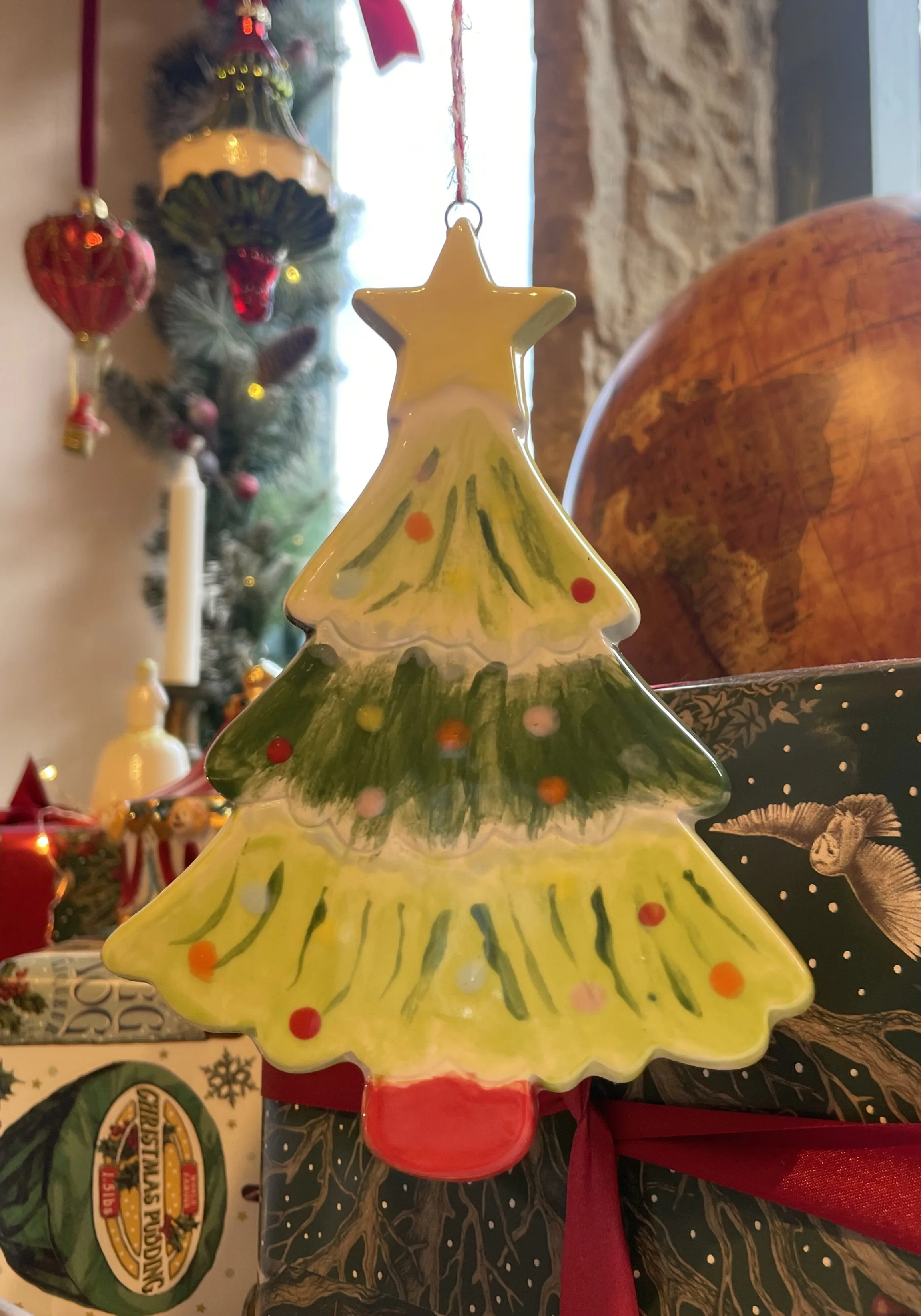 Christmas tree dec.jpeg